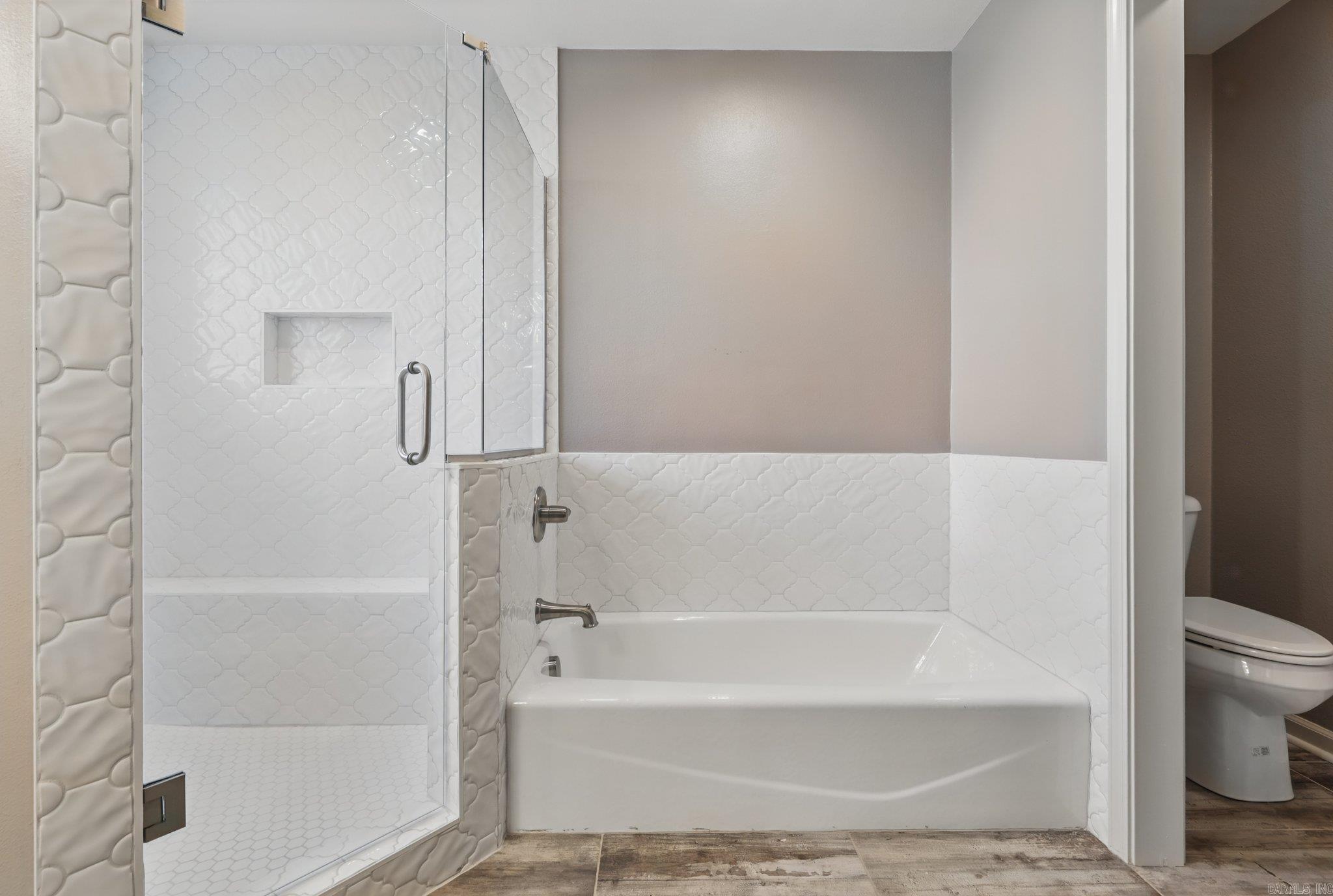 GOLDEN OAKS SUB - Residential