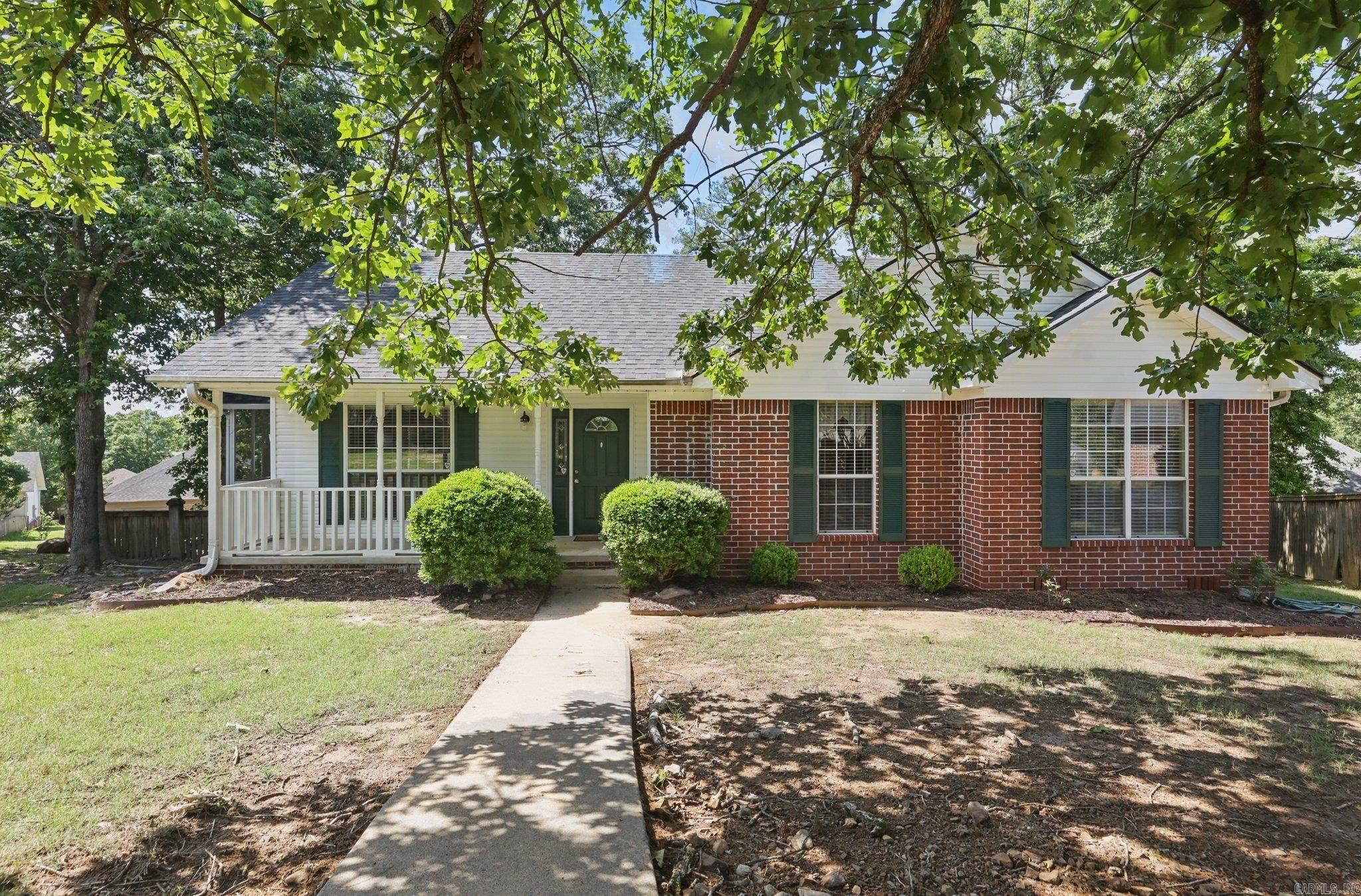 GOLDEN OAKS SUB - Residential