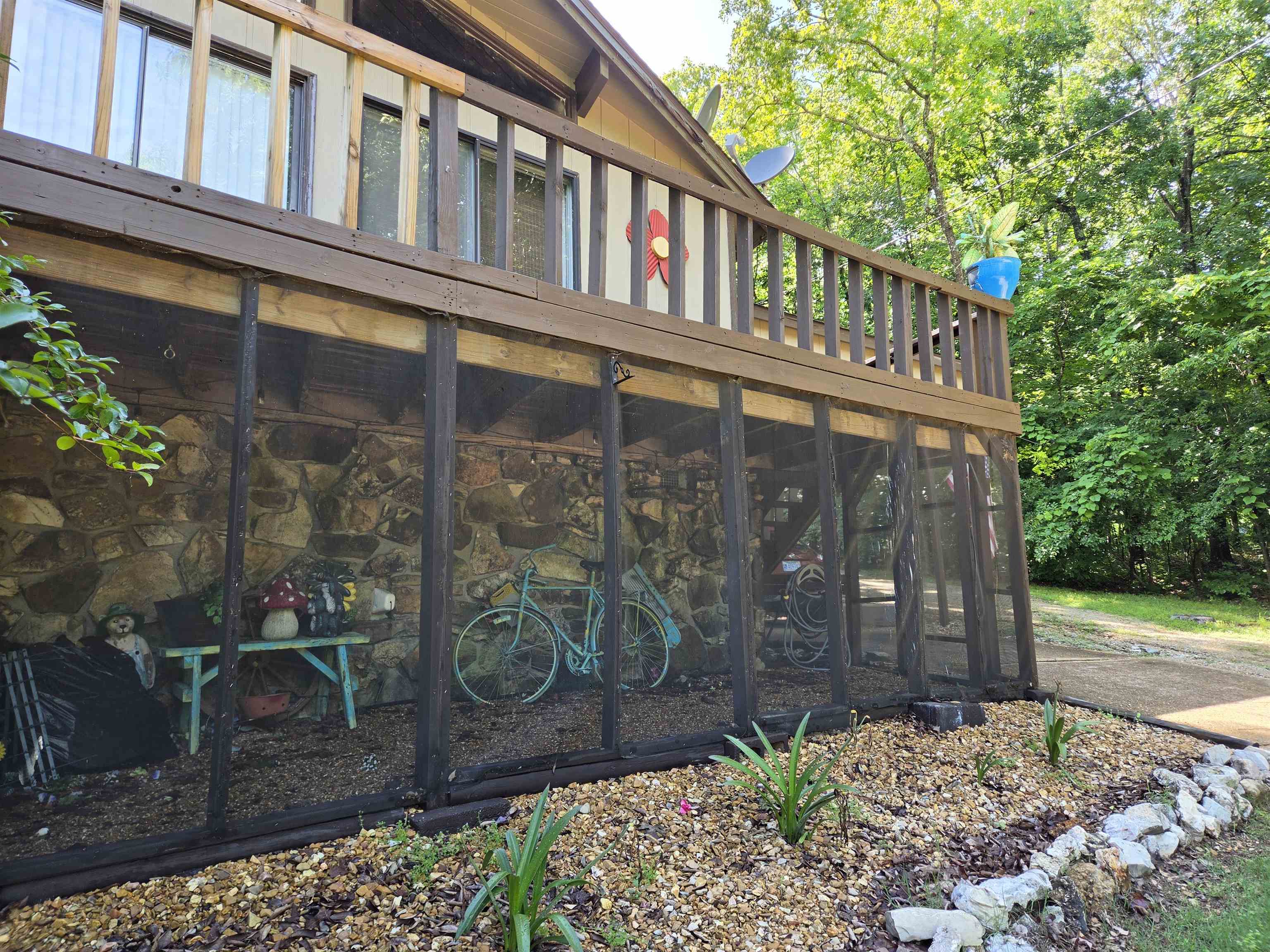THUNDERBIRD - Residential