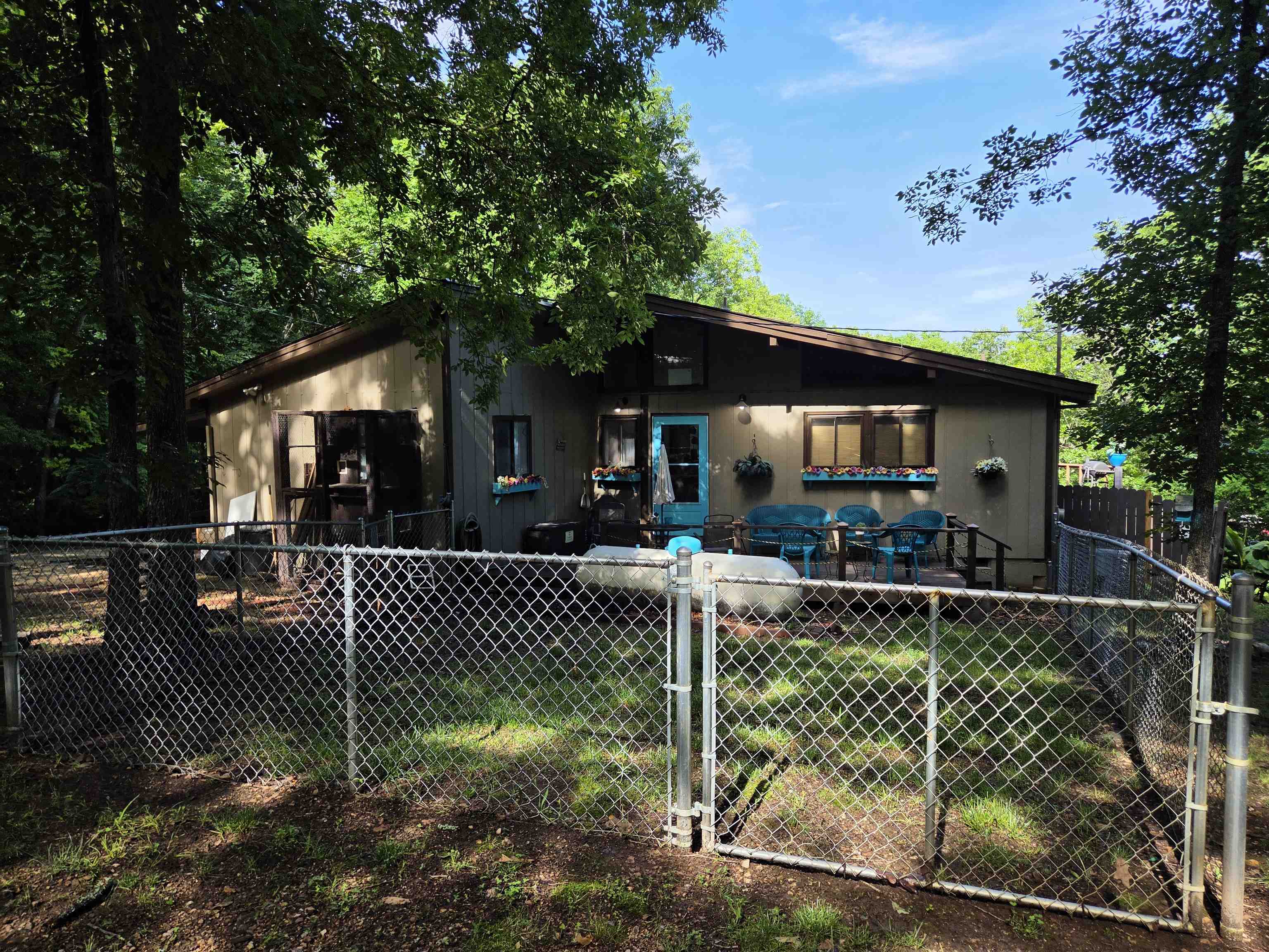 THUNDERBIRD - Residential