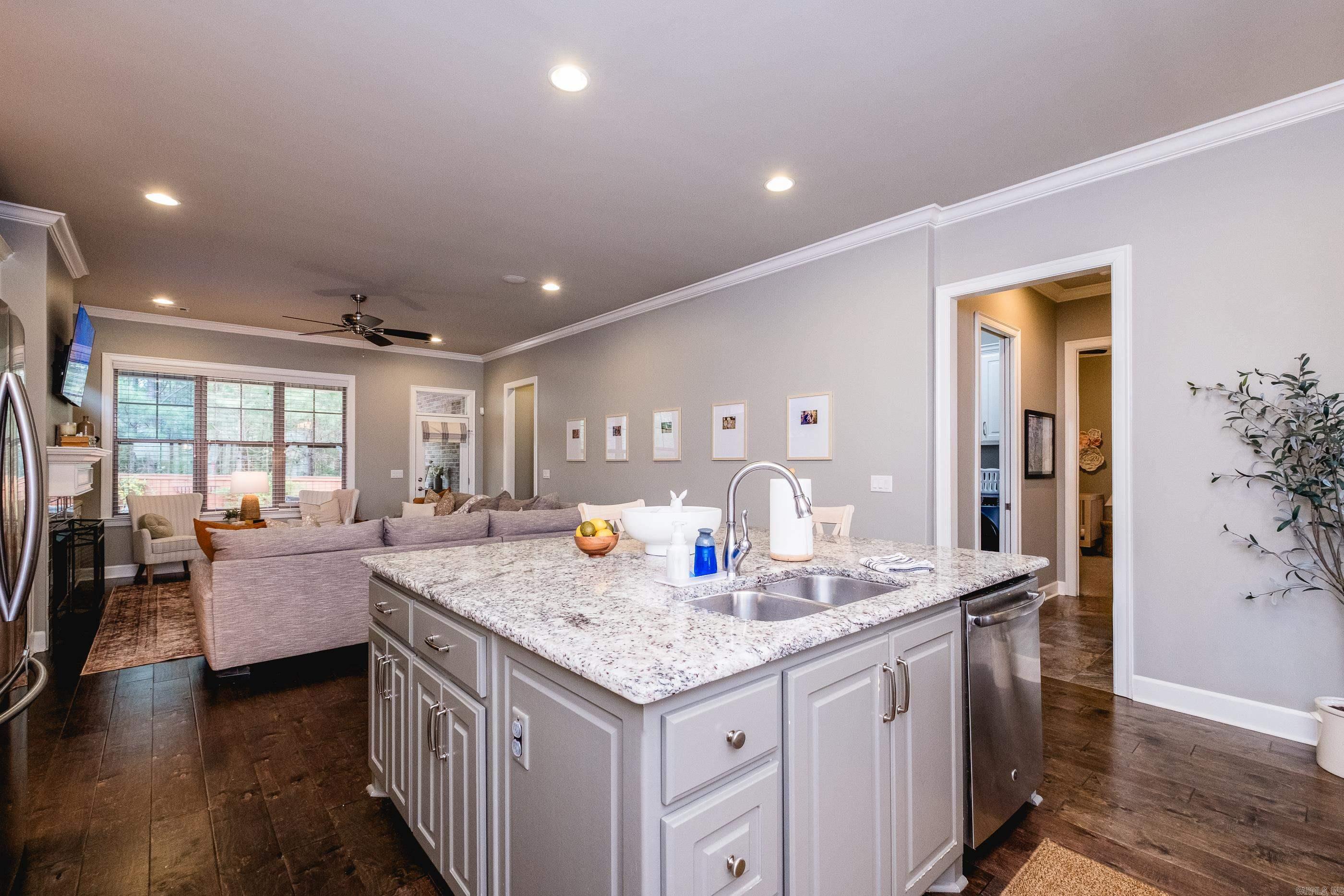 WILDWOOD PLACE - Residential