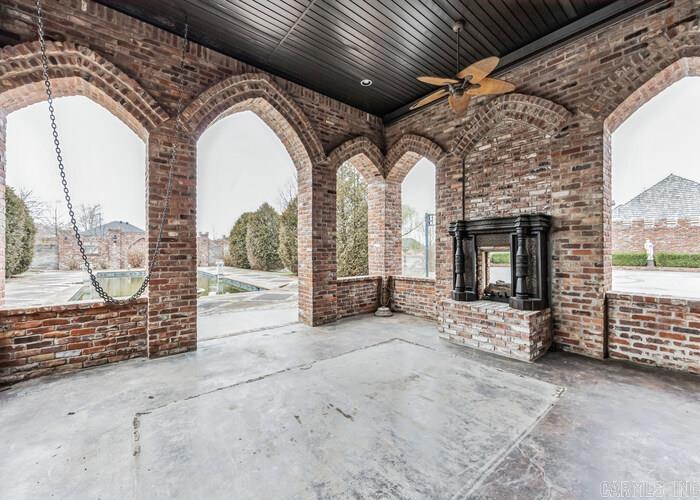 CHAMPIONS GOLF & CC-ROGERS - Residential