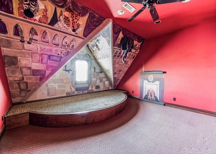 CHAMPIONS GOLF & CC-ROGERS - Residential