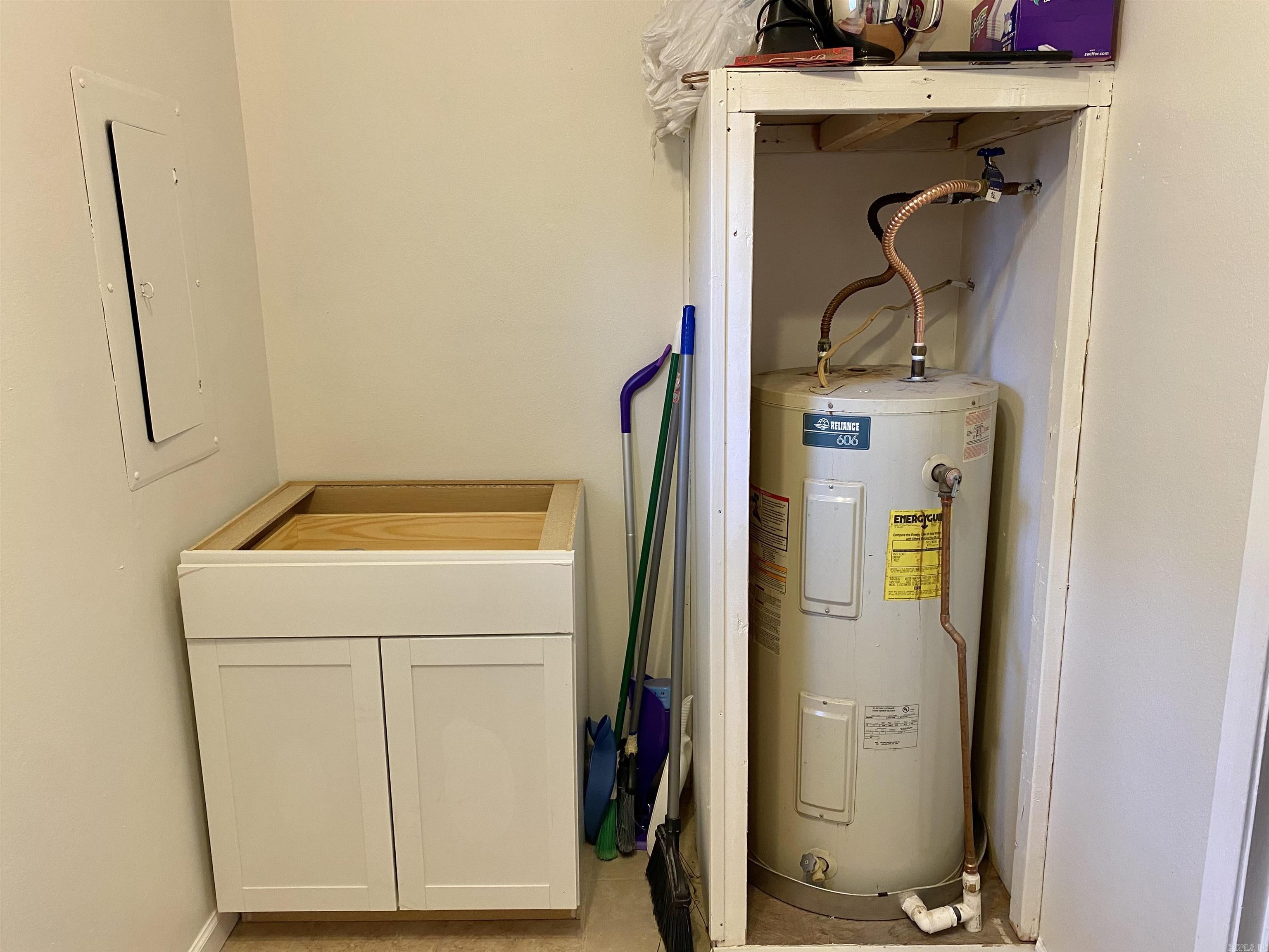 GREEN VALLEY ACRES - Residential