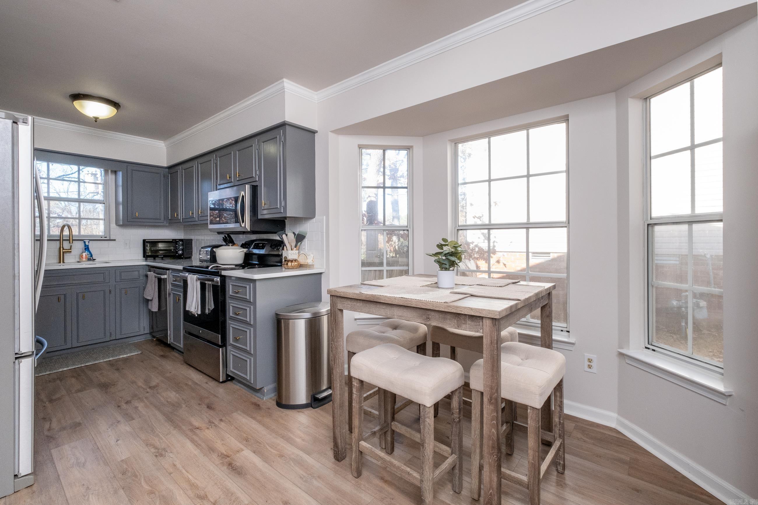 STURBRIDGE - Residential