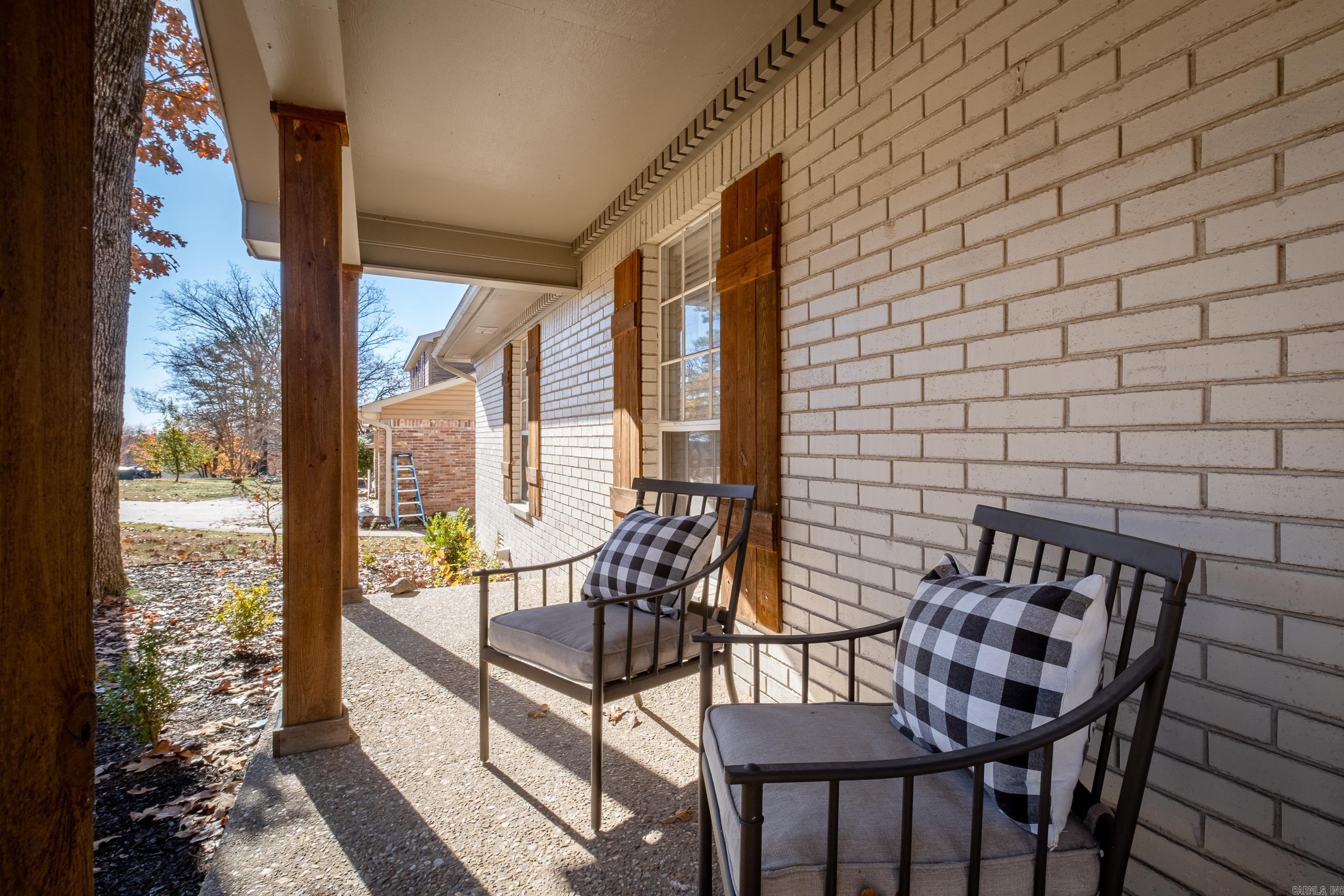 STURBRIDGE - Residential