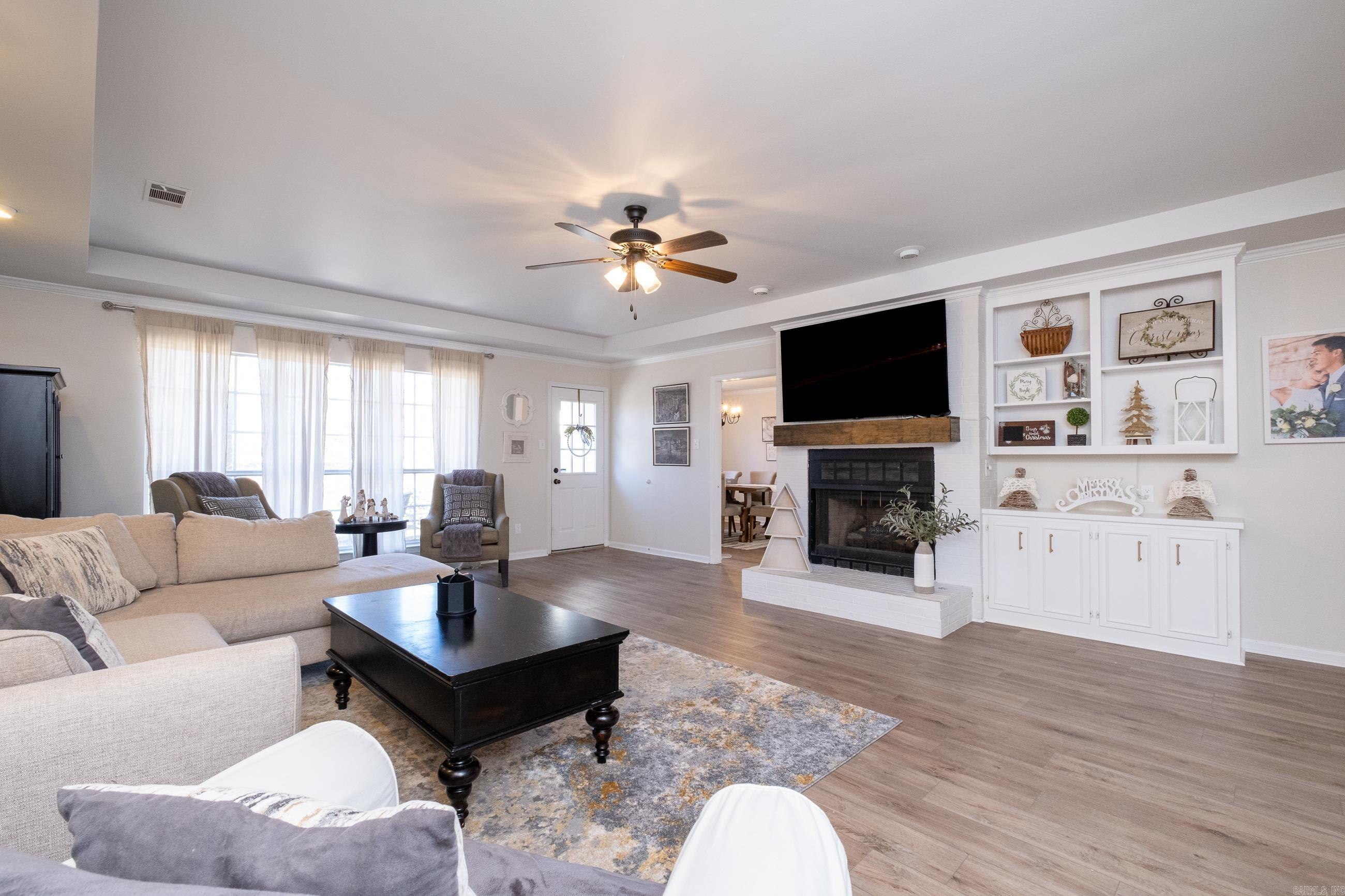 STURBRIDGE - Residential