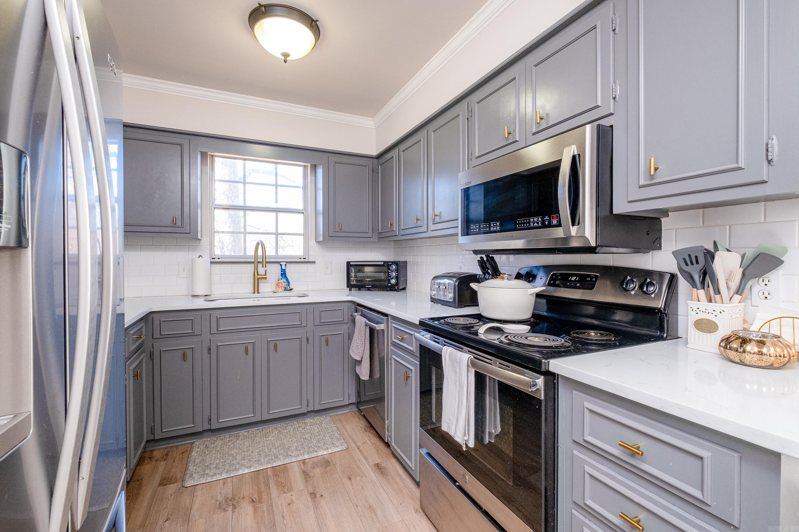 STURBRIDGE - Residential