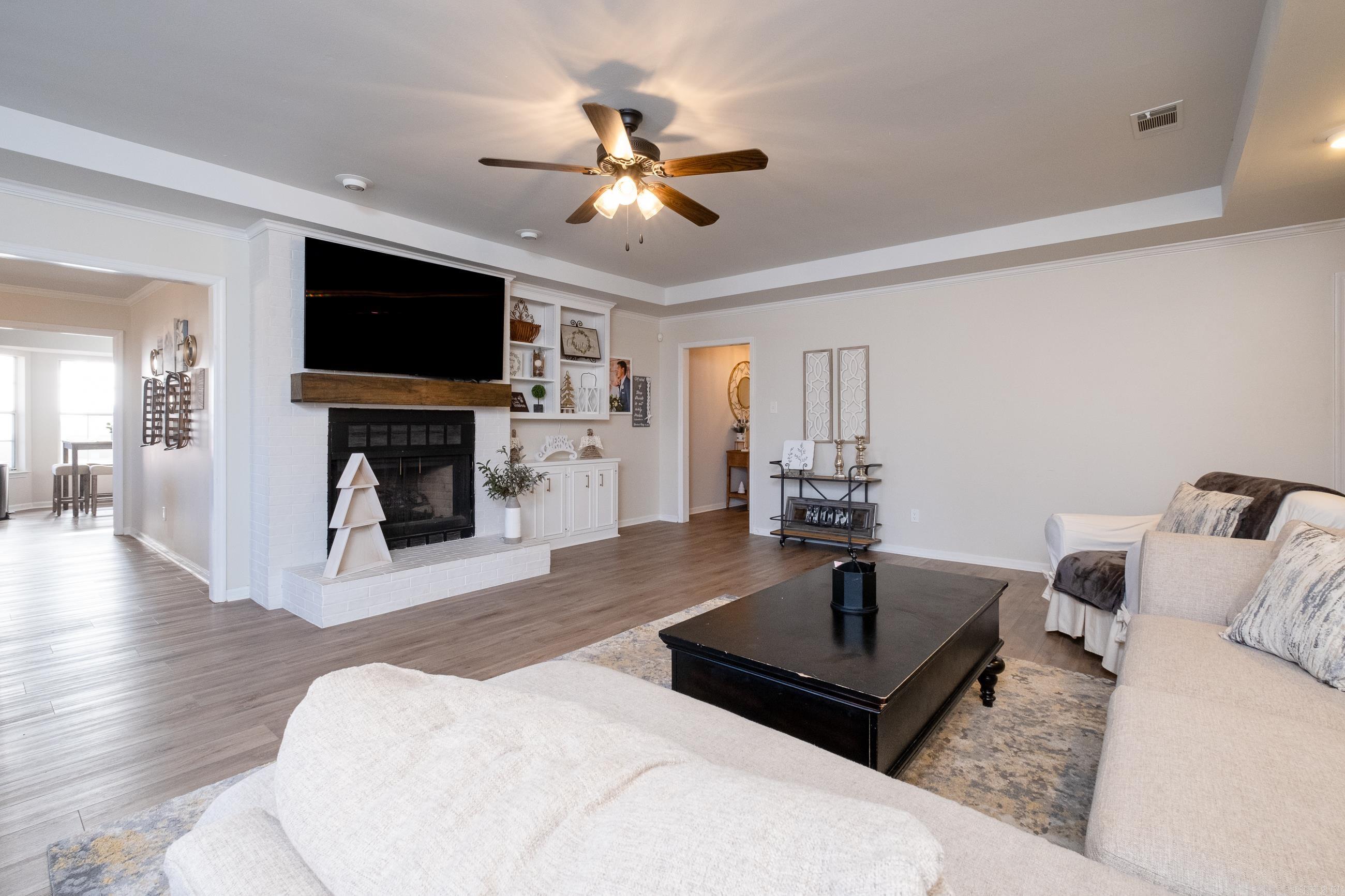 STURBRIDGE - Residential