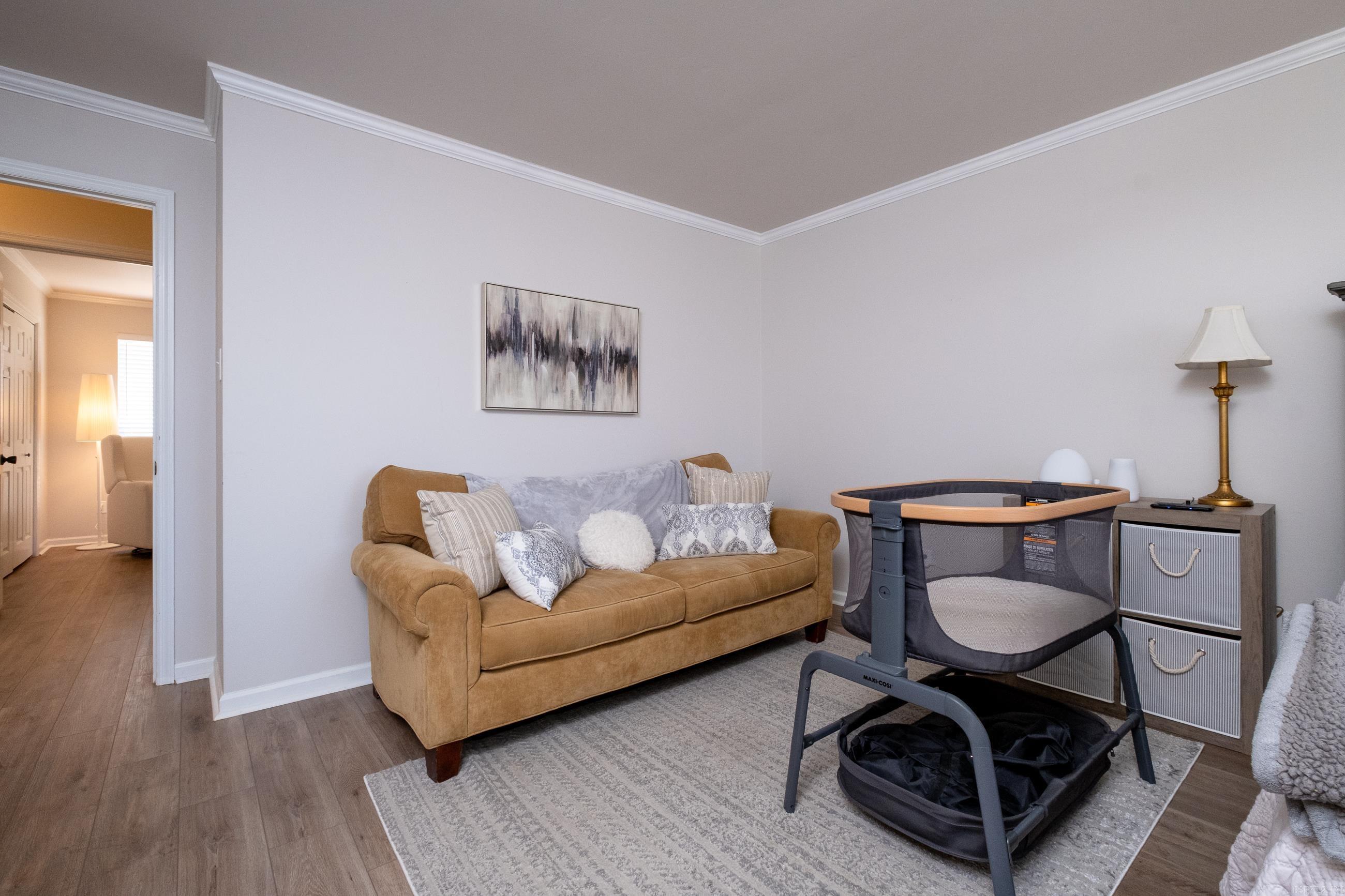 STURBRIDGE - Residential