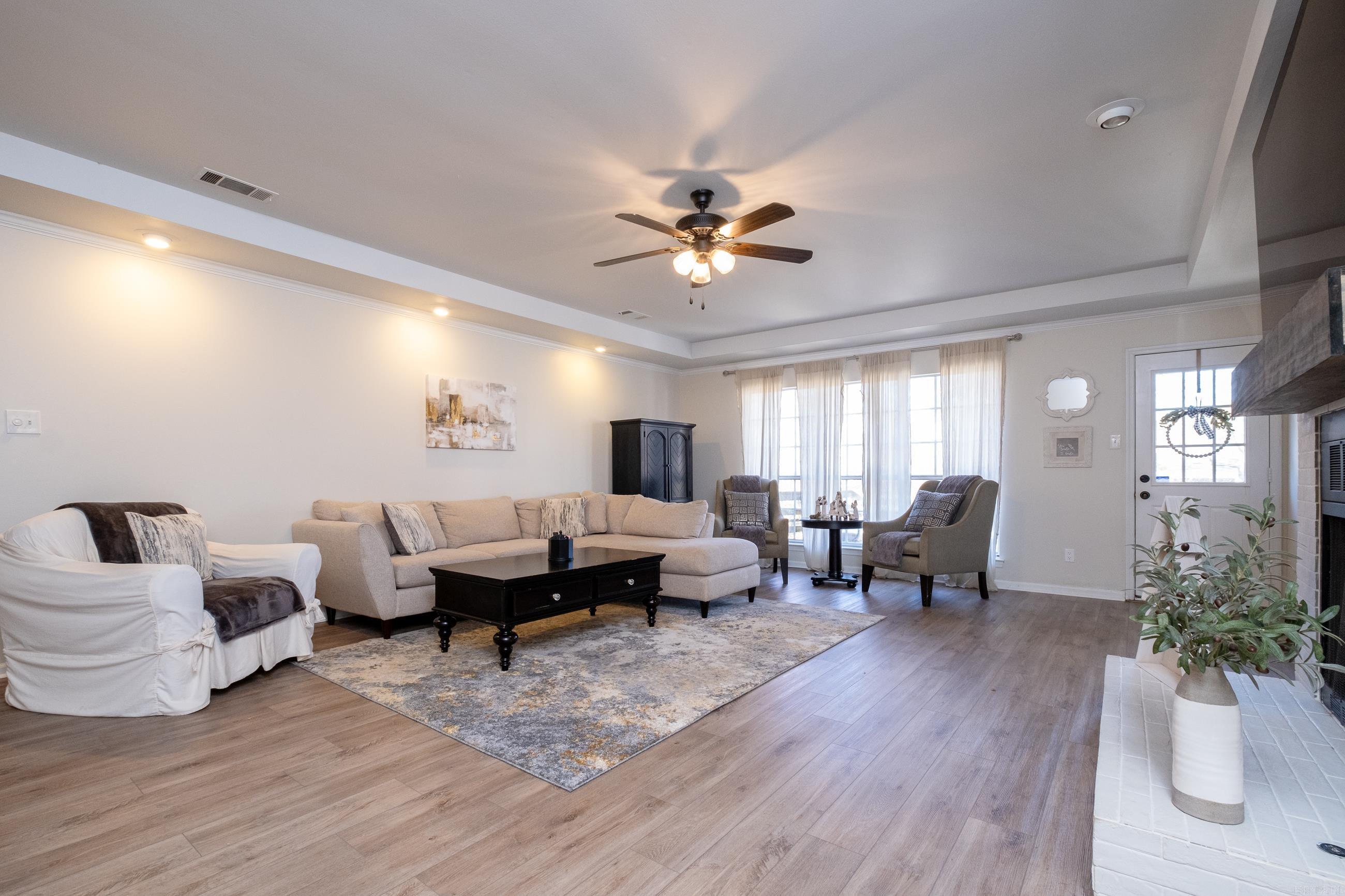 STURBRIDGE - Residential