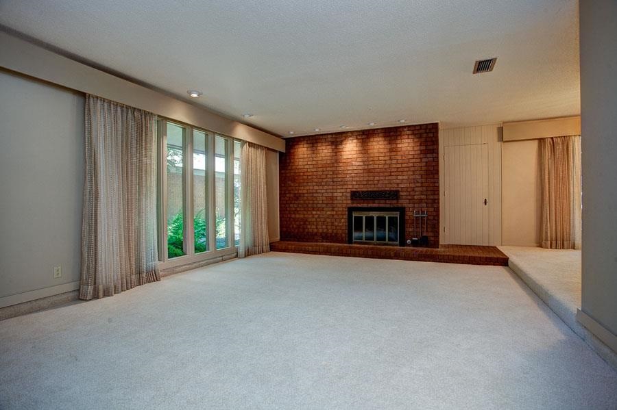 PLEASANT VALLEY - Residential