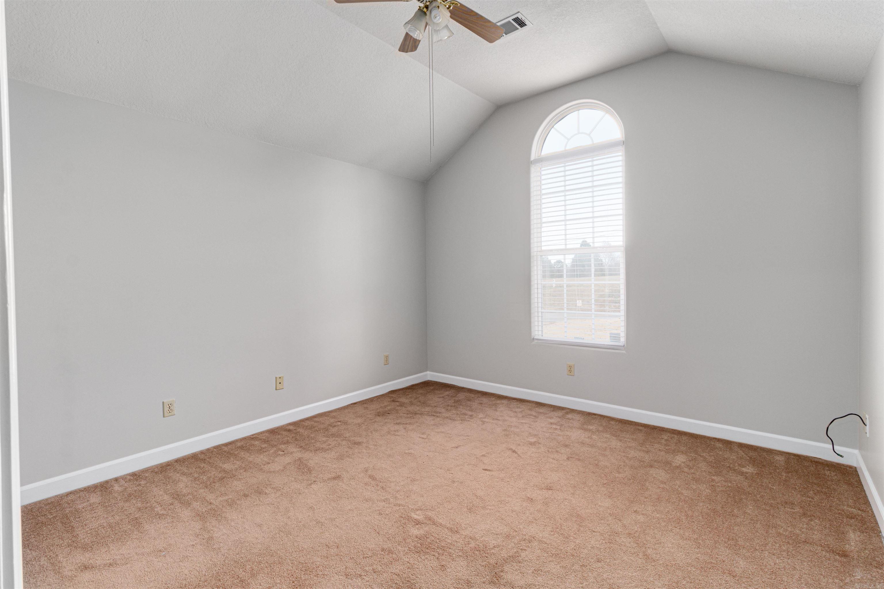 RIDGE RUN - Residential