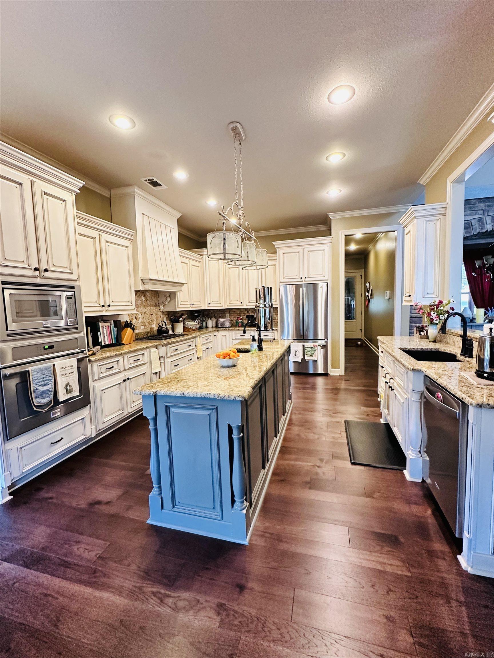 WESTRIDGE - Residential