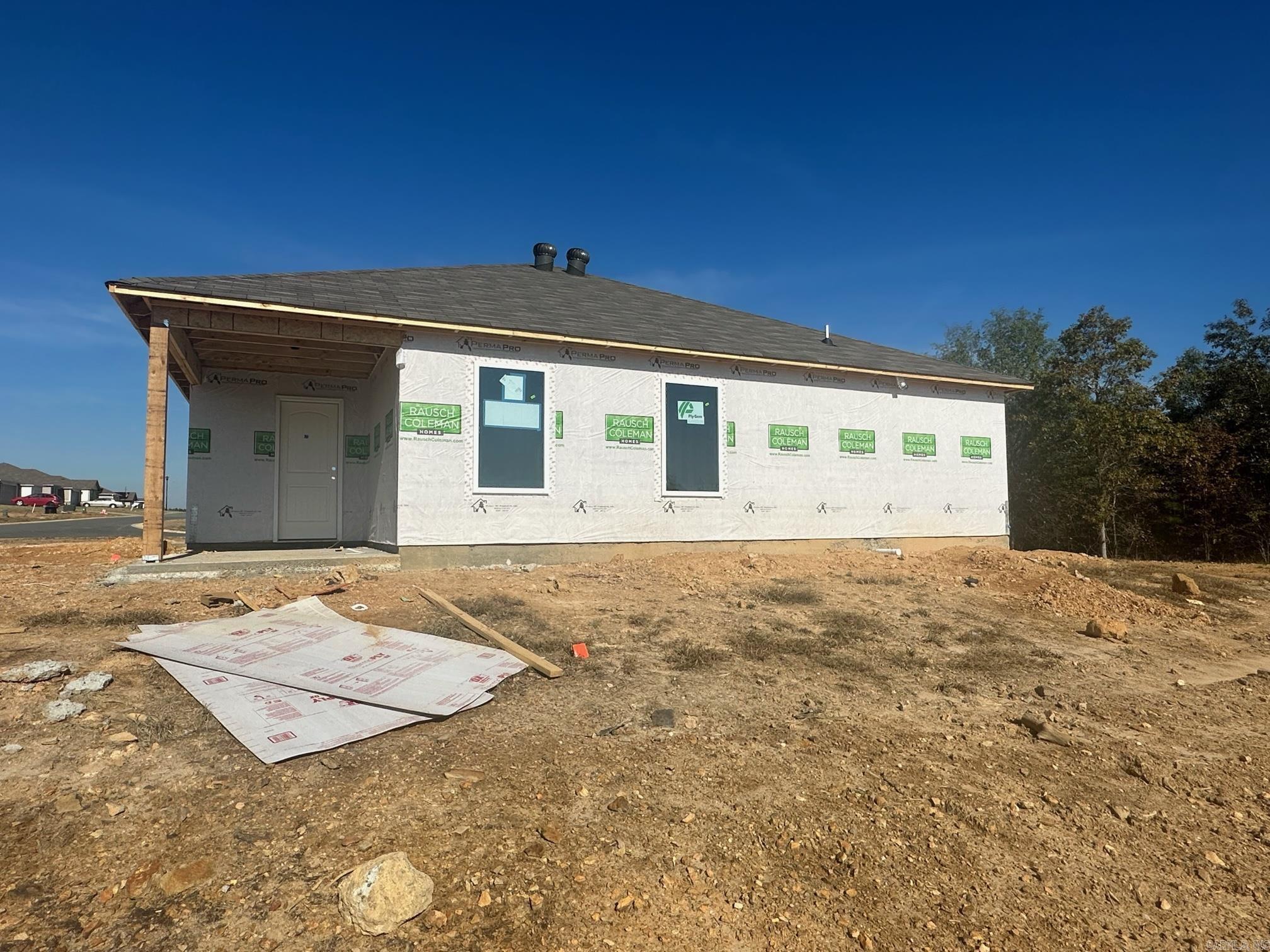 THE MEADOWS - Residential