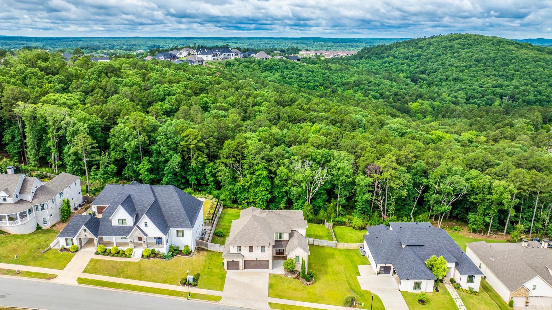 CHENAL VALLEY "FALSTONE COURT" - Residential