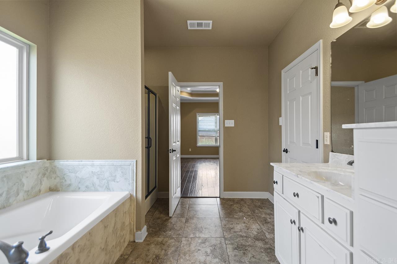 SHADOW CREEK - Residential