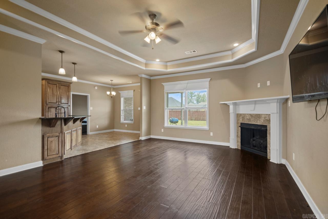 SHADOW CREEK - Residential