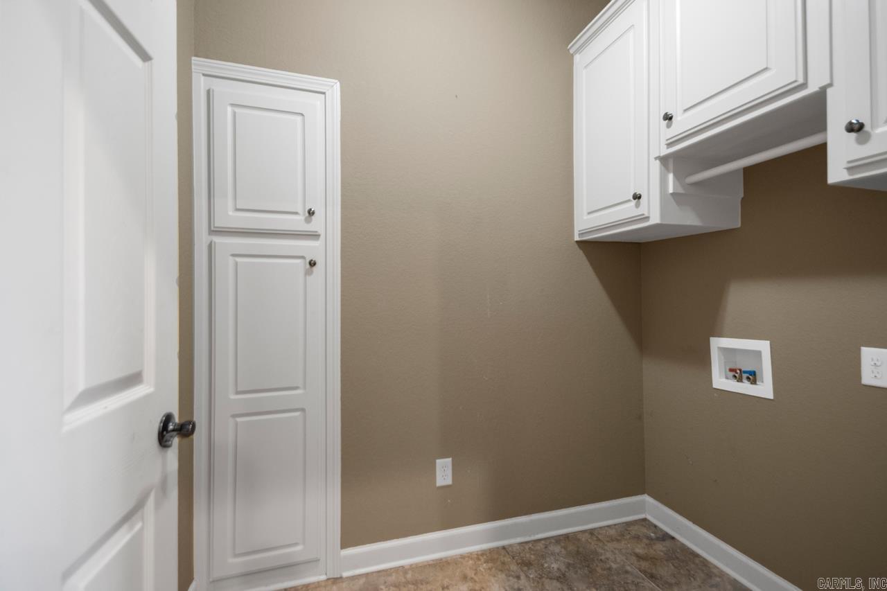 SHADOW CREEK - Residential