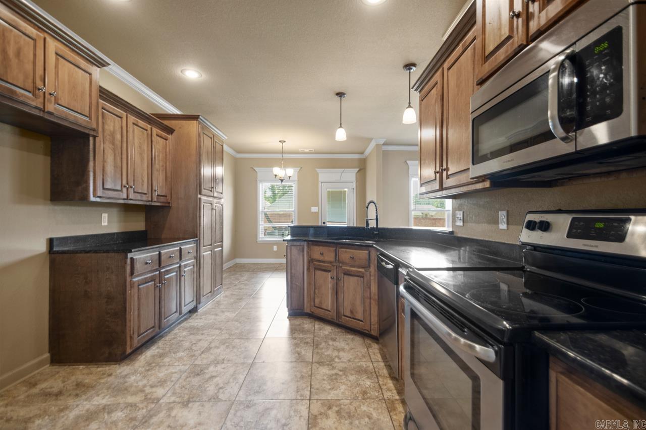 SHADOW CREEK - Residential