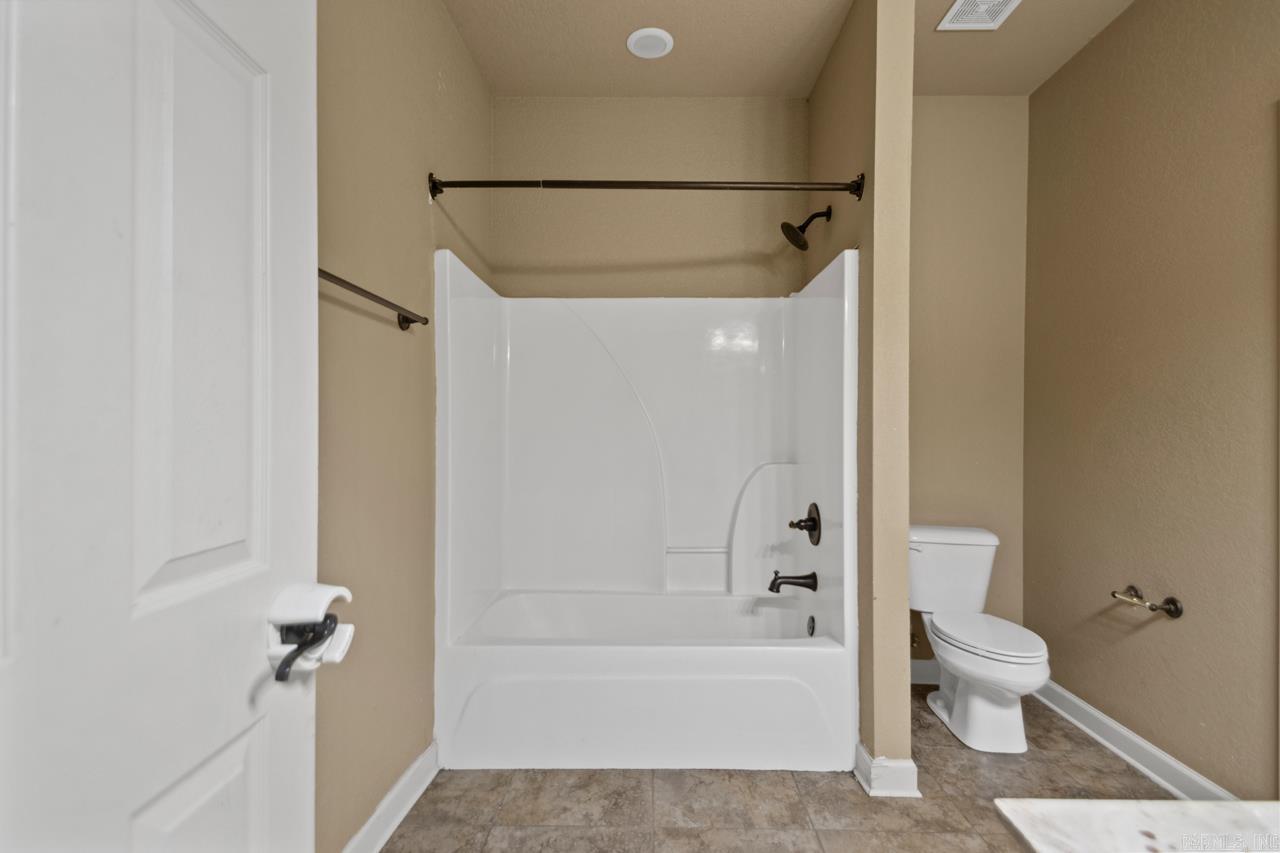 SHADOW CREEK - Residential