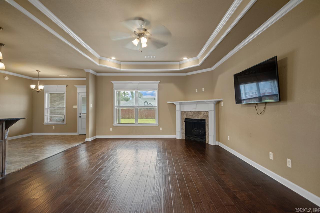 SHADOW CREEK - Residential