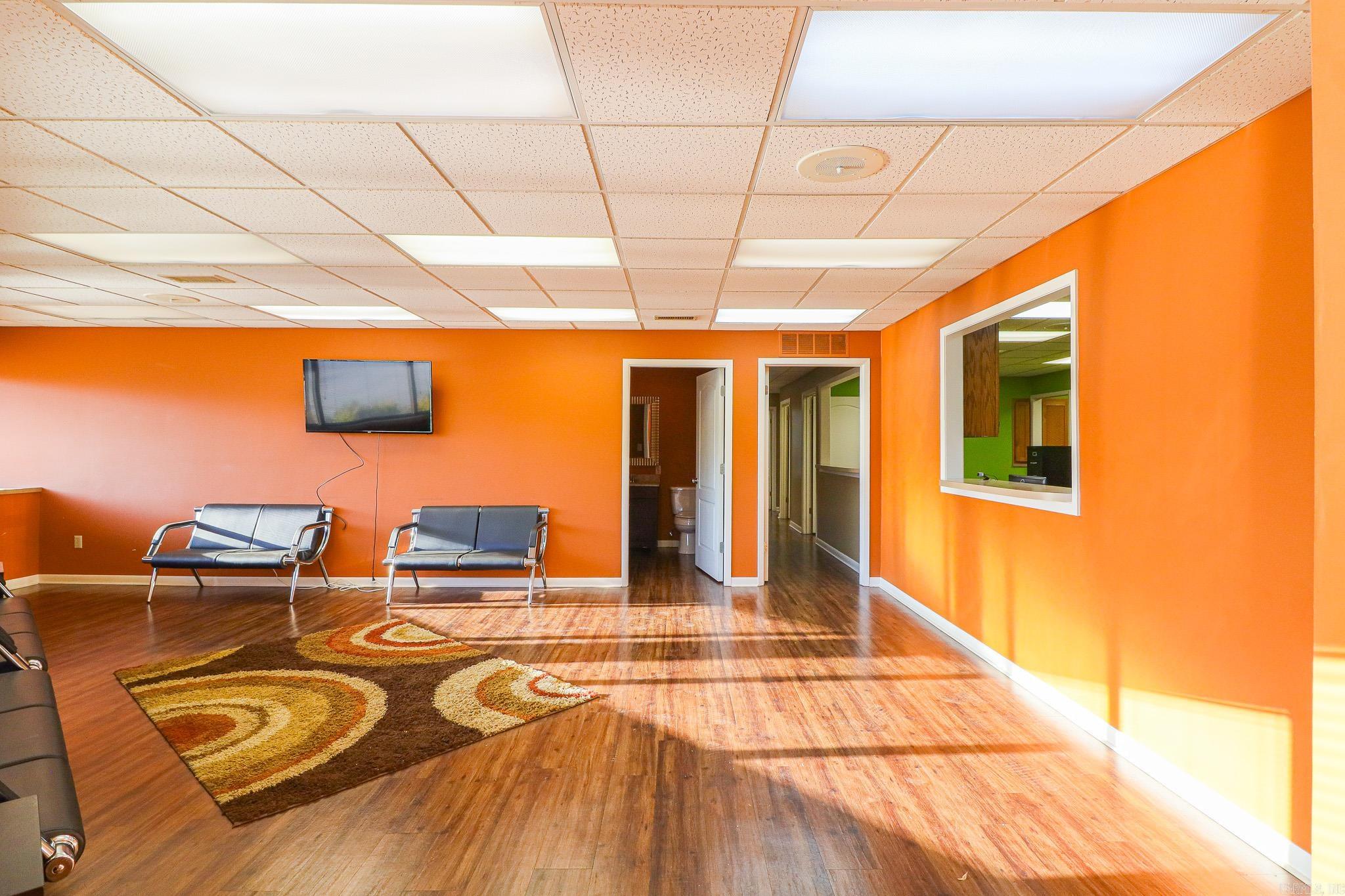 Meriwether Trust 1st - Commercial Lease