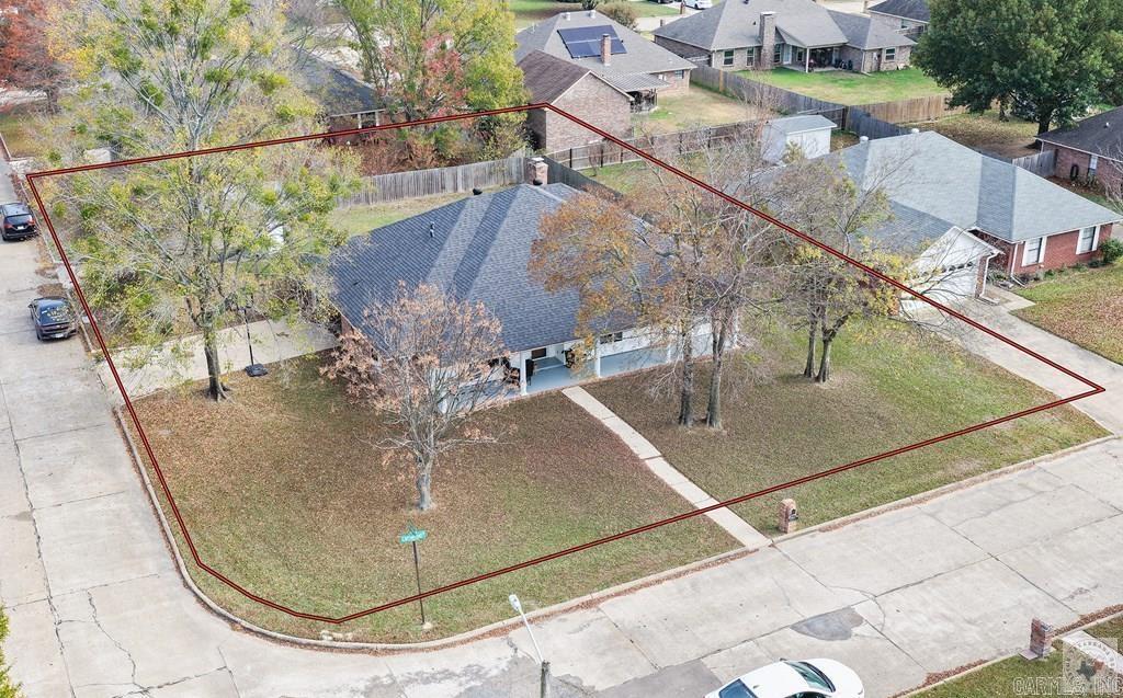 WOODLINE SUBD - Residential