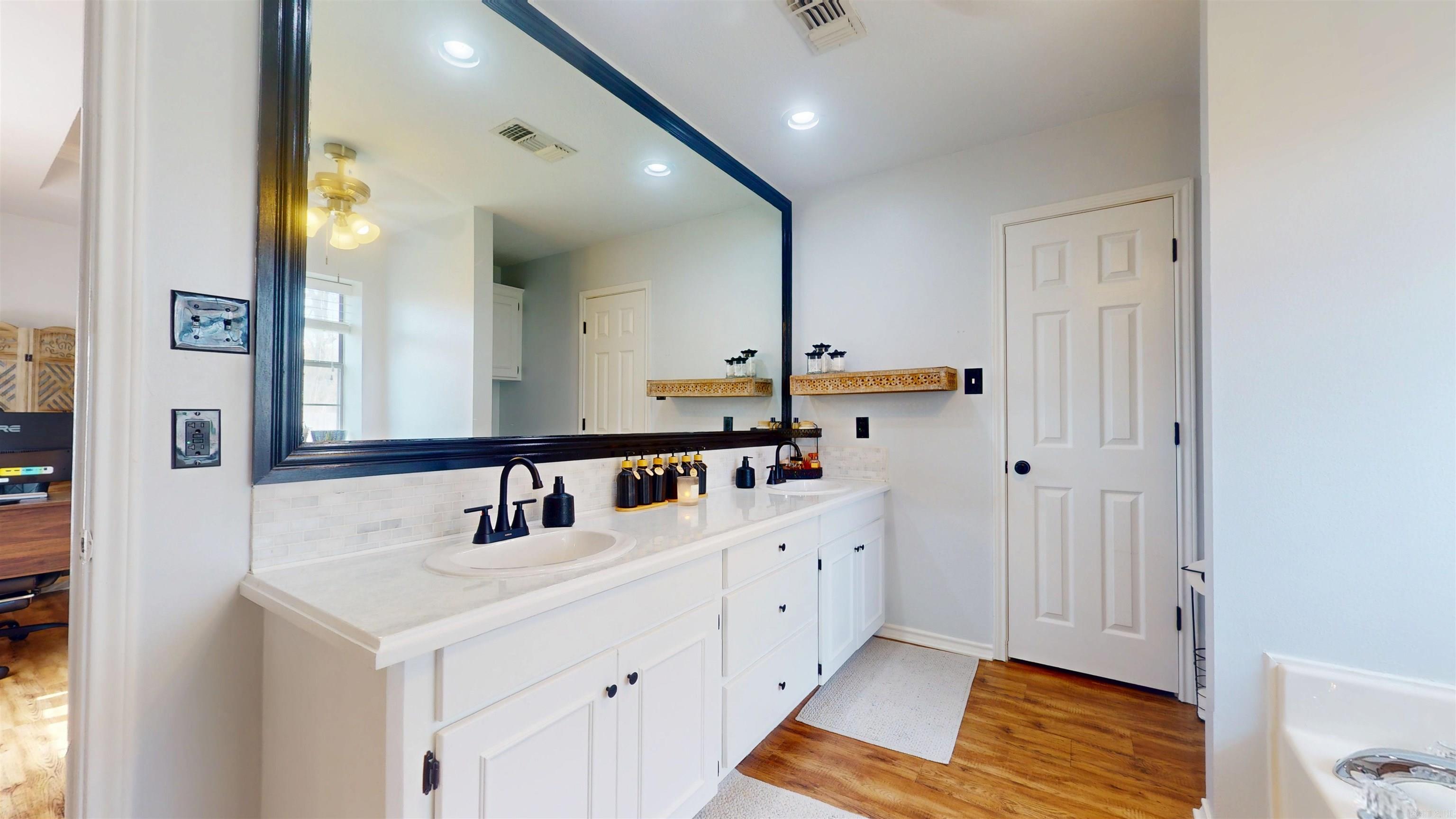 WOODLINE SUBD - Residential