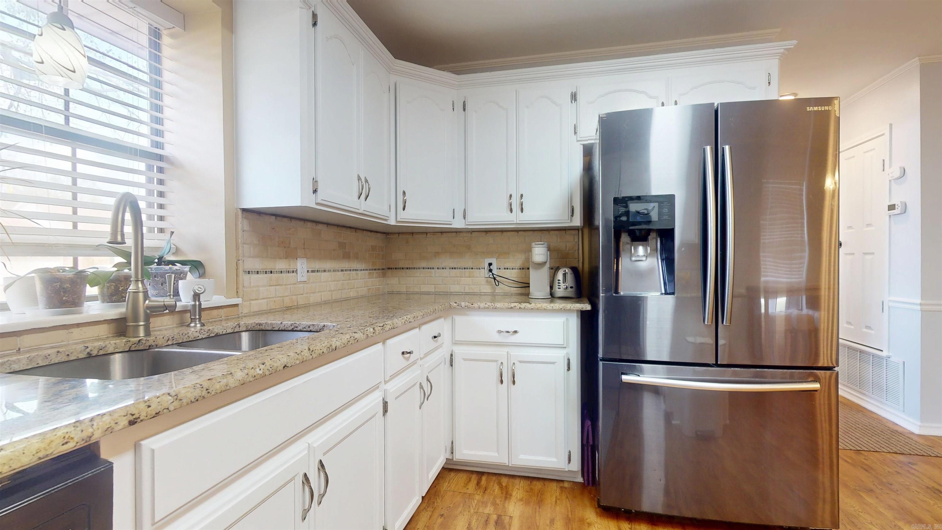 WOODLINE SUBD - Residential