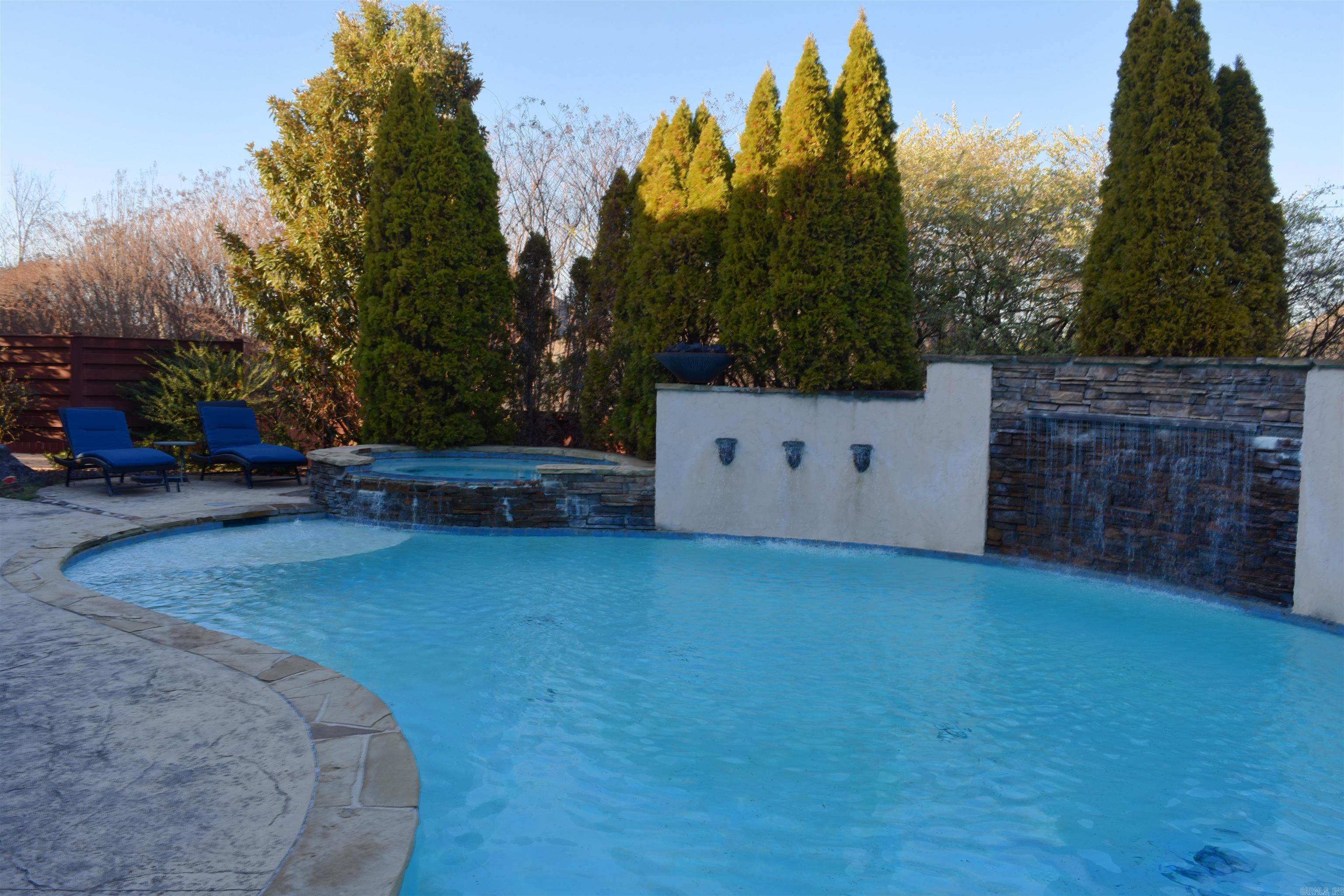 THE VILLAGES OF WELLINGTON - Residential