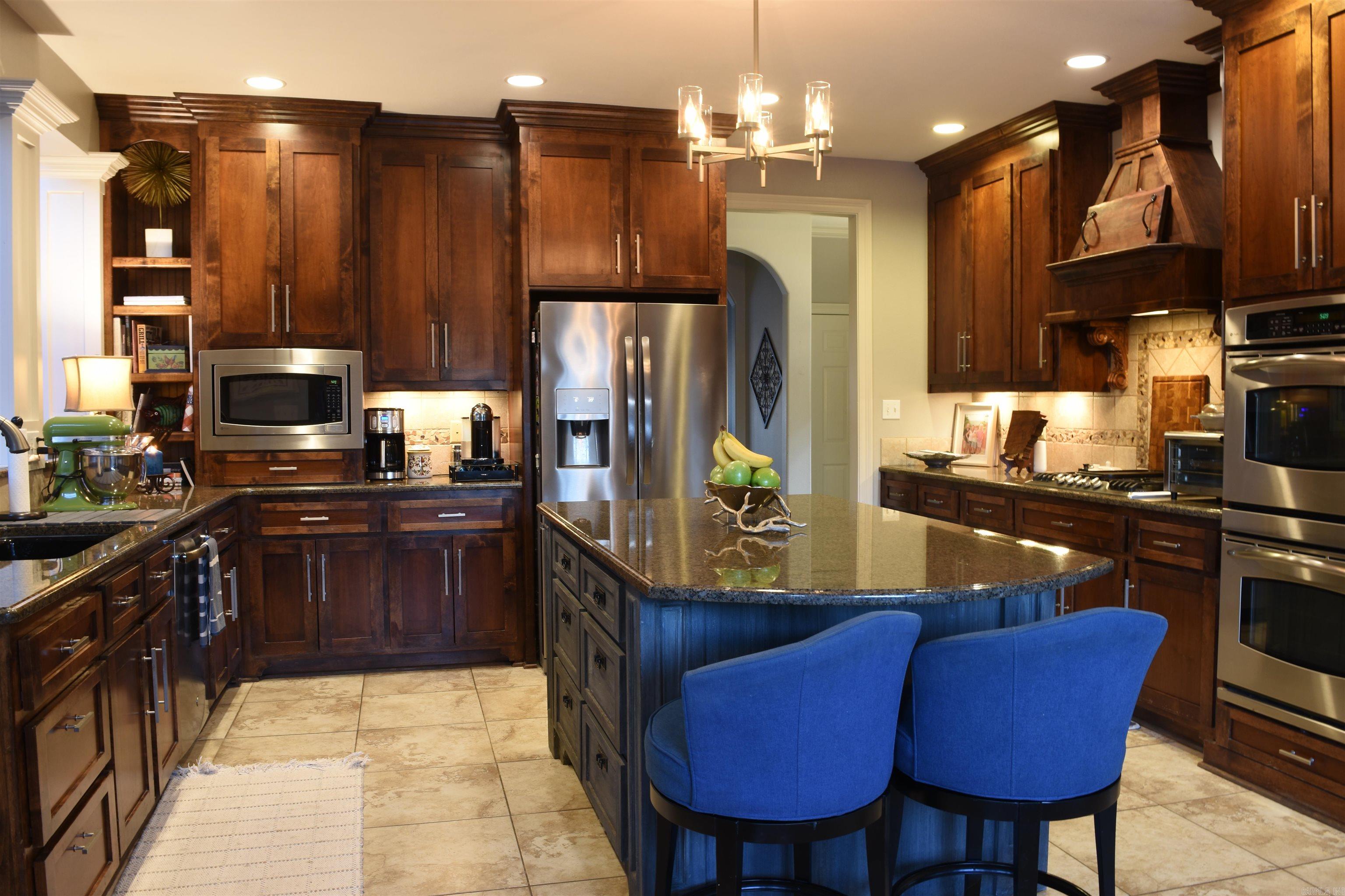 THE VILLAGES OF WELLINGTON - Residential