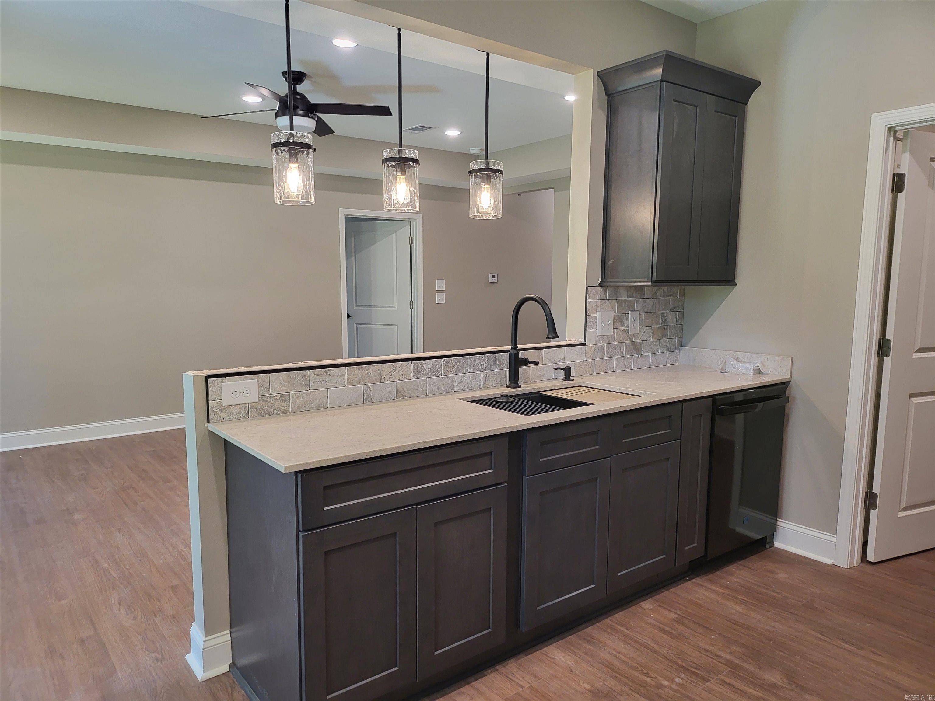 BROWN ADD TO JACK - Residential