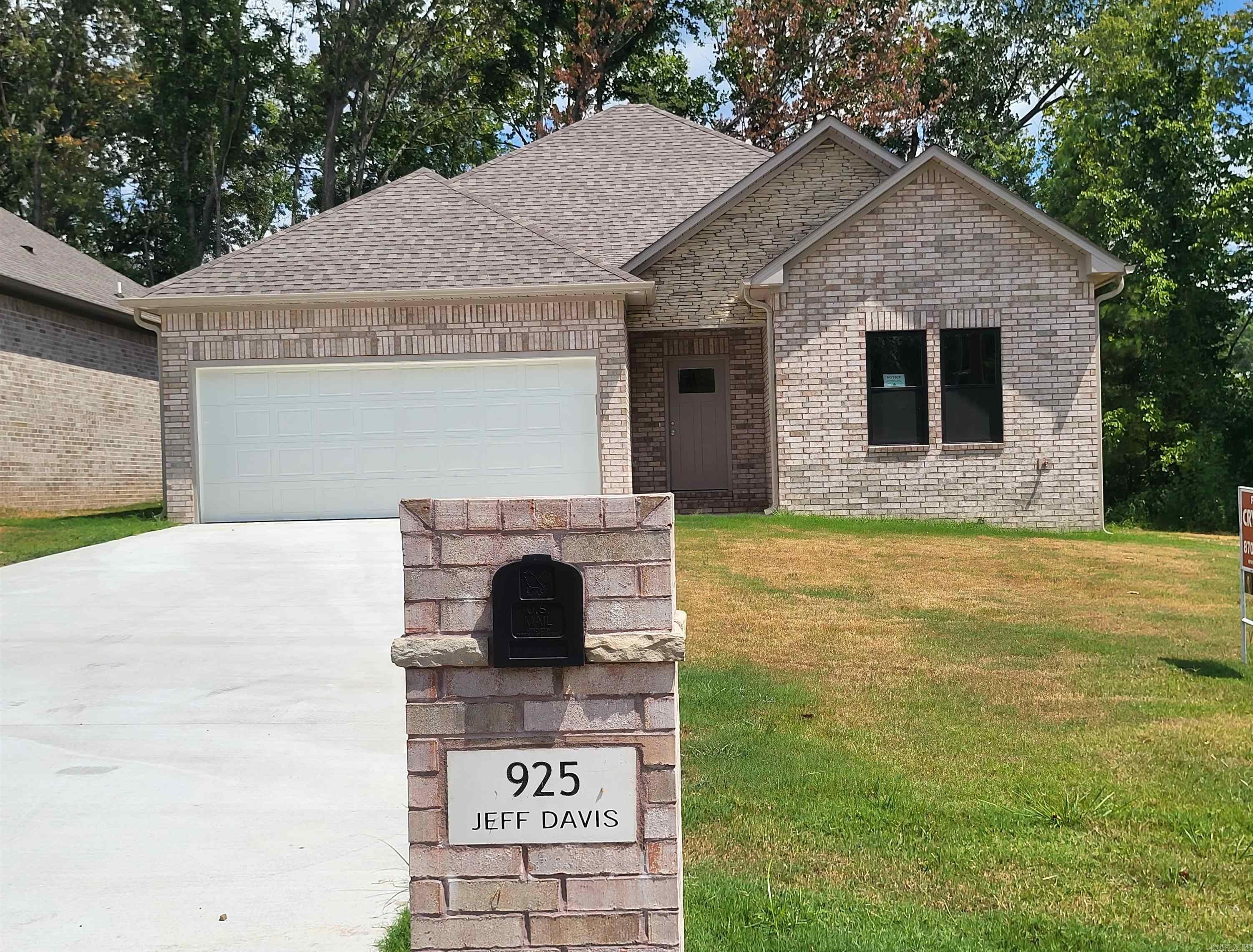 BROWN ADD TO JACK - Residential