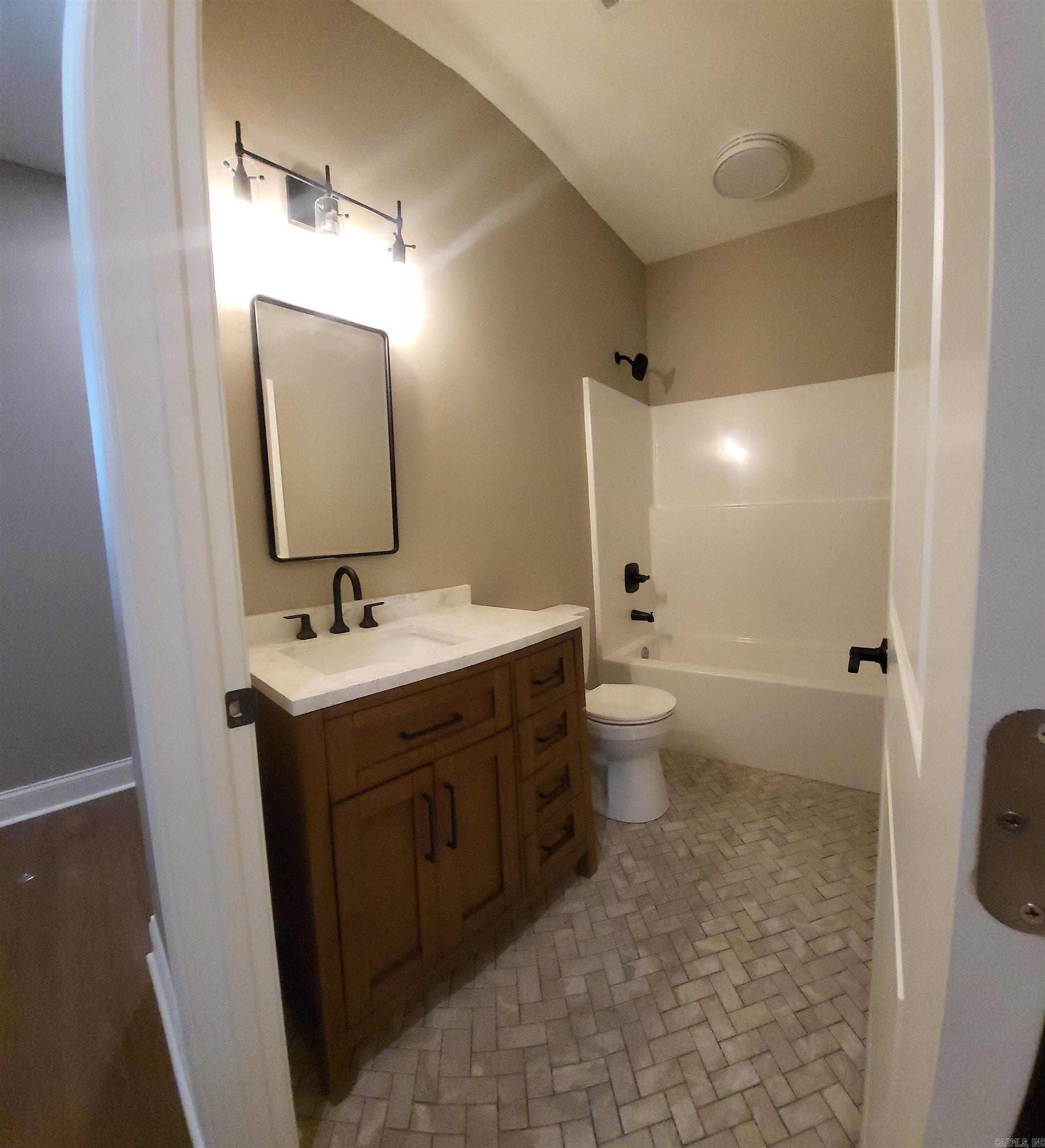 BROWN ADD TO JACK - Residential
