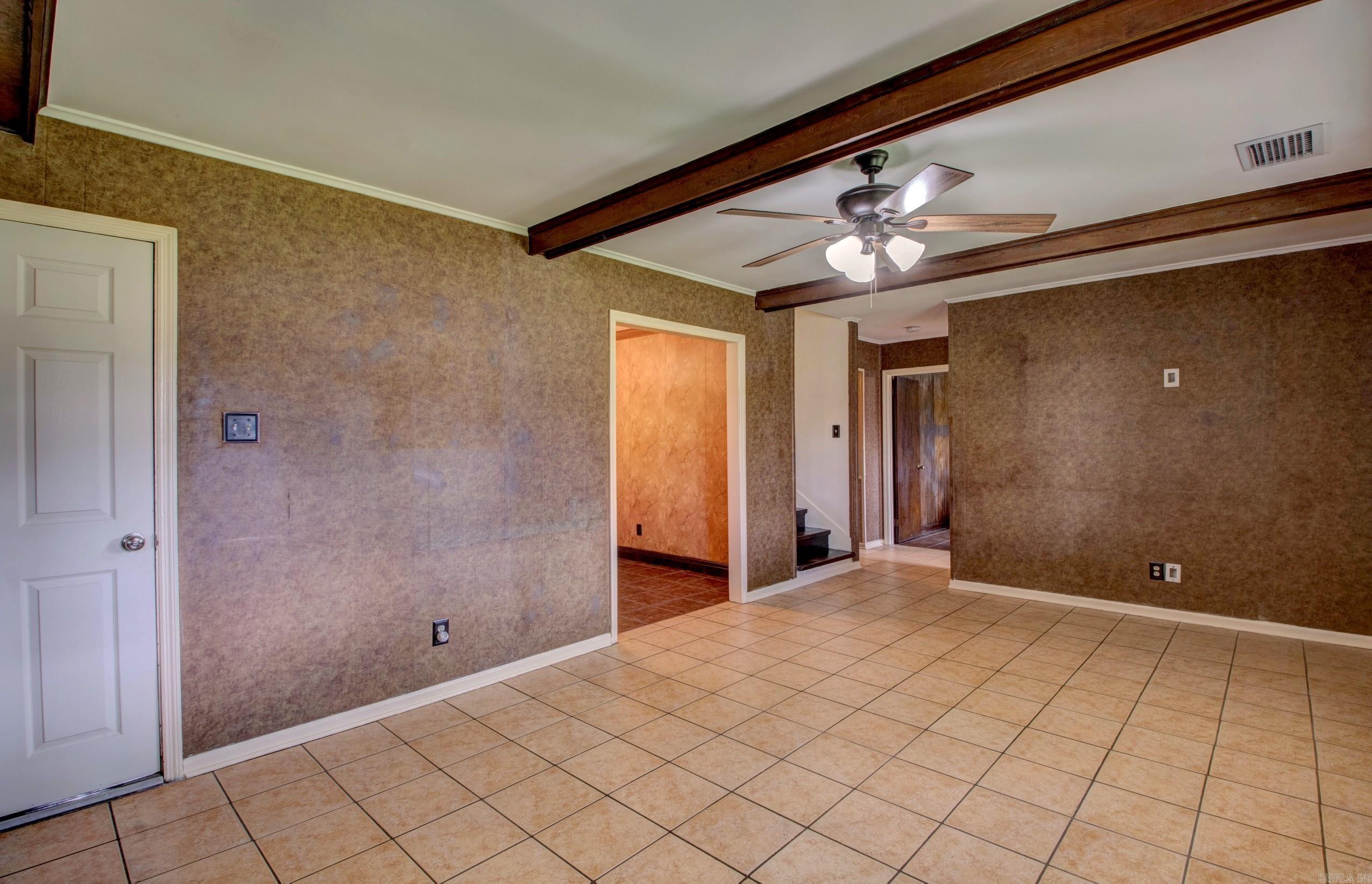 NORTH HILLS MANOR - Residential