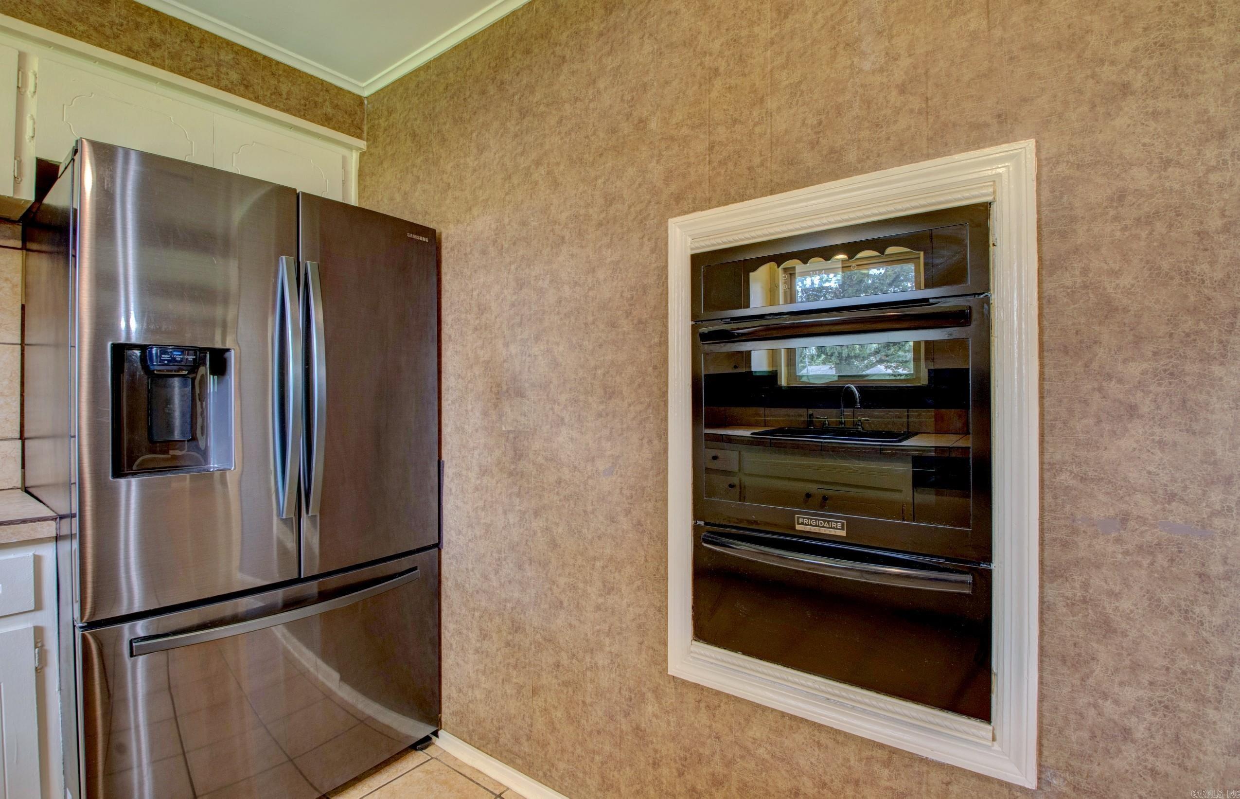 NORTH HILLS MANOR - Residential