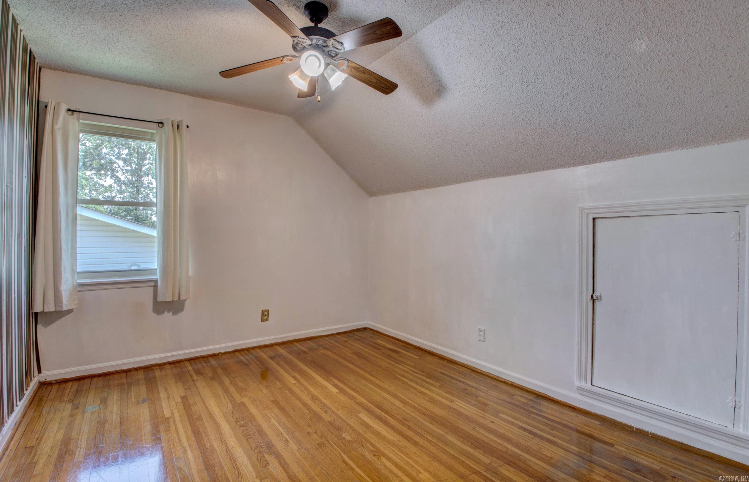 NORTH HILLS MANOR - Residential