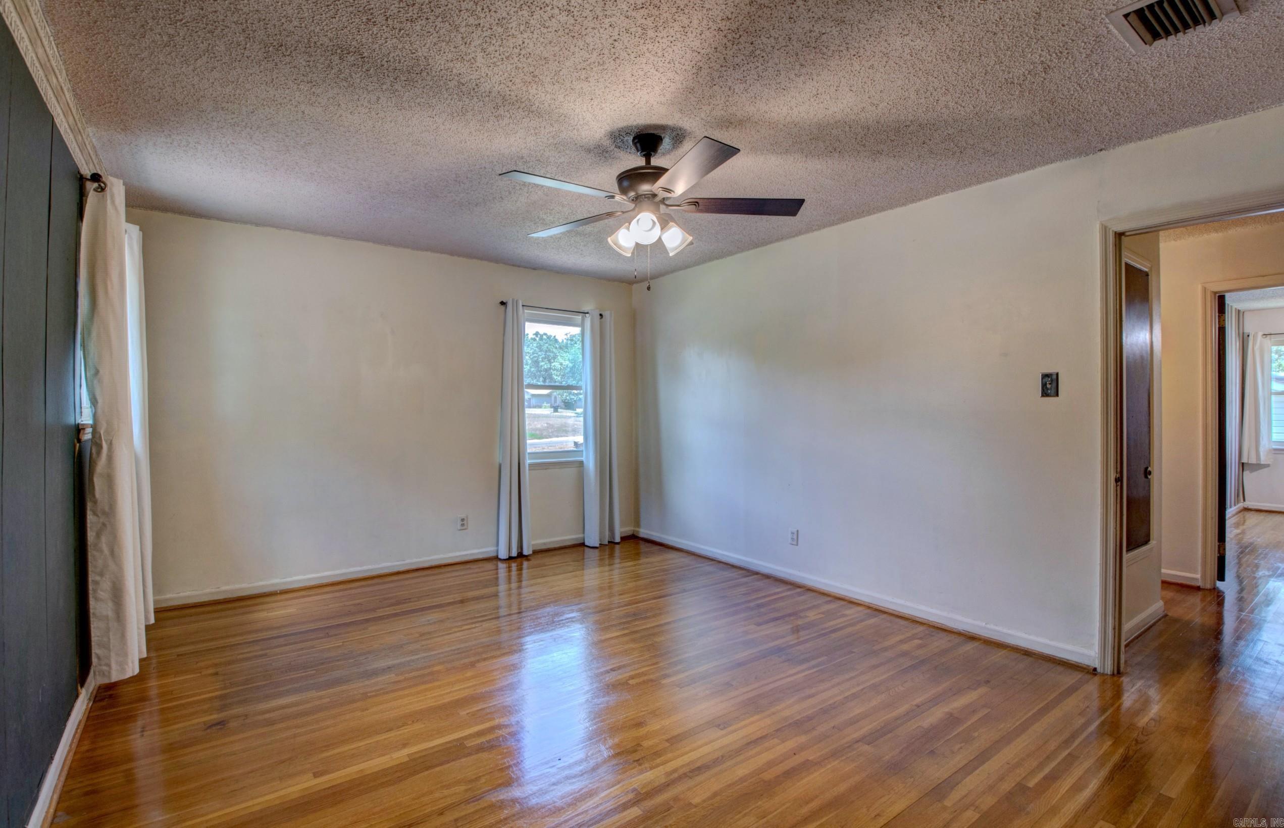 NORTH HILLS MANOR - Residential