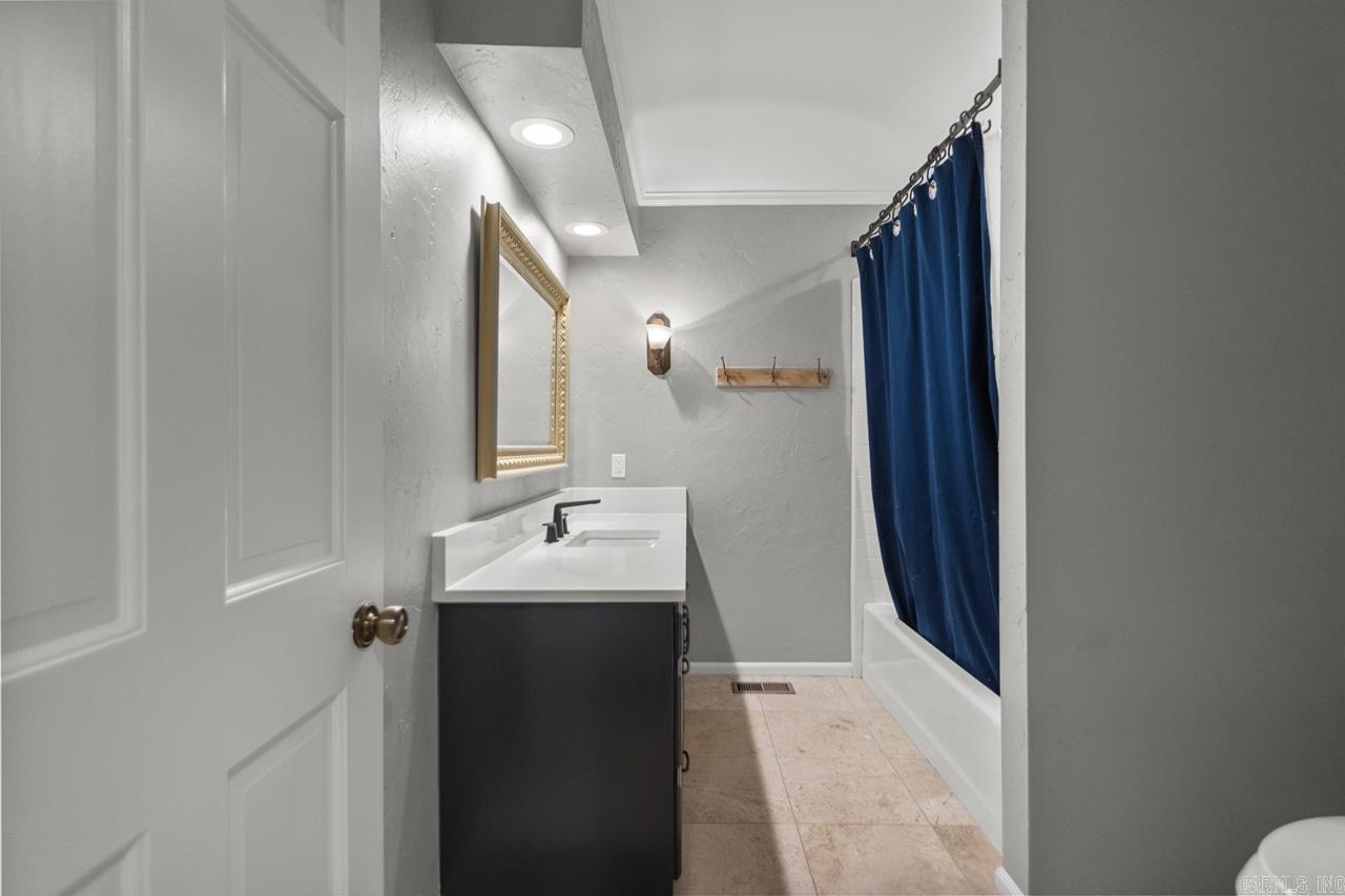 ST CHARLES ADDN - Residential