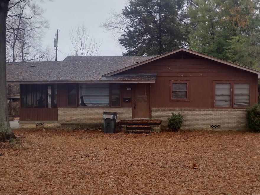 Come see this cozy home that is ready for you to put your personal touches on! Home has been gutted and is ready for you to complete. New roof in 2019. Nice screened in porch, covered carport, and a very spacious backyard for your children, pets and family gatherings. Priced to sell! Seller requires a proof of funds with all offers. No property disclosure as seller has never lived in the home. Home is being "SOLD AS IS".