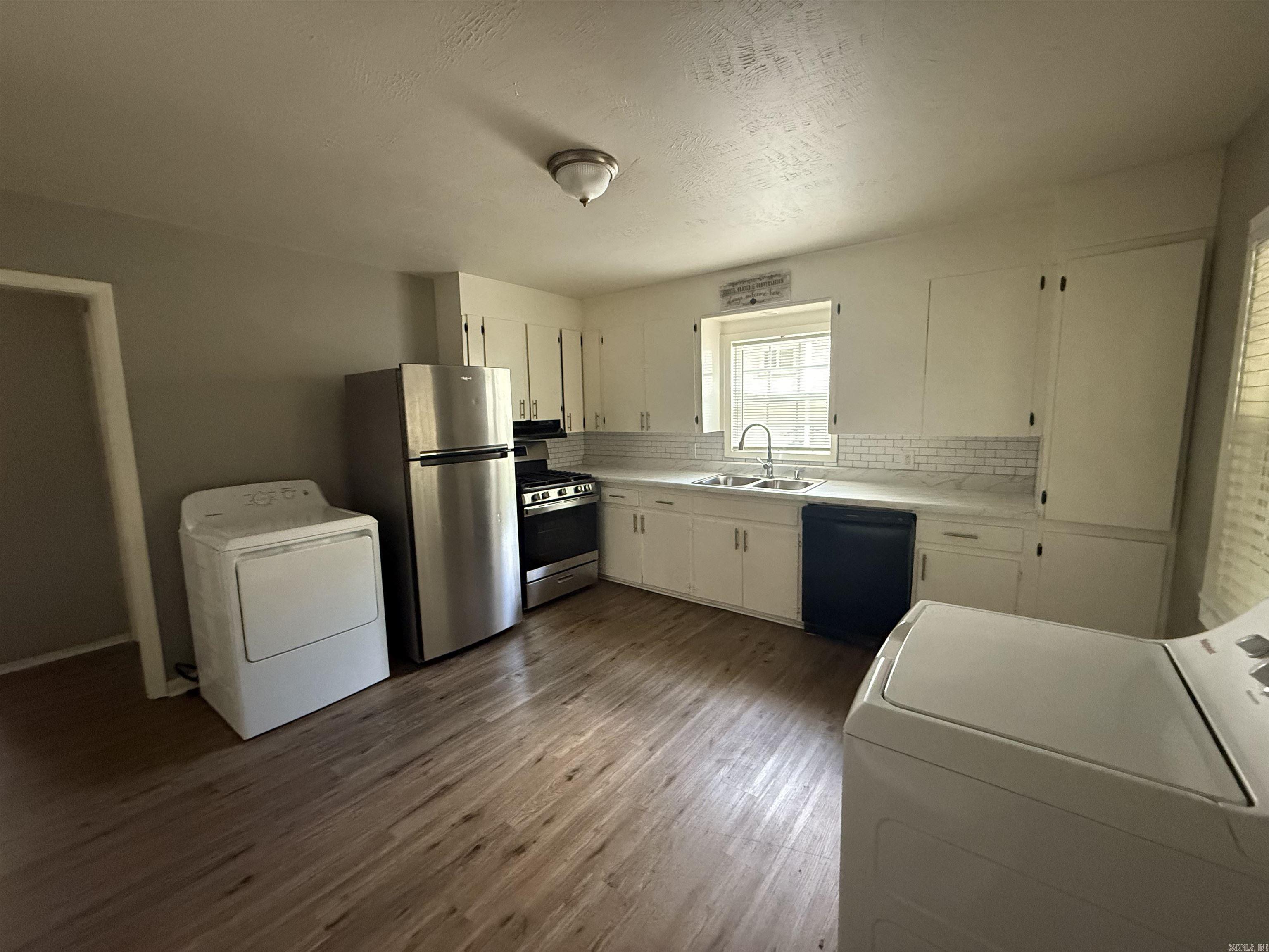 CUNNINGHAMS ADD - Residential