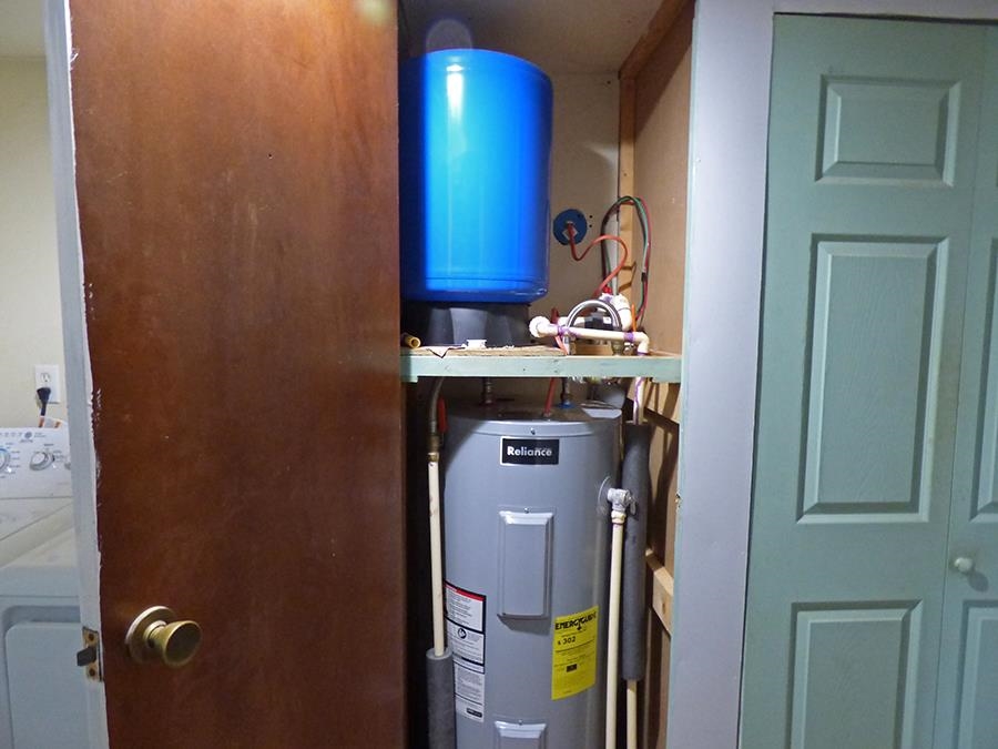 MOUNTAIN VALLEY ESTATES - Residential