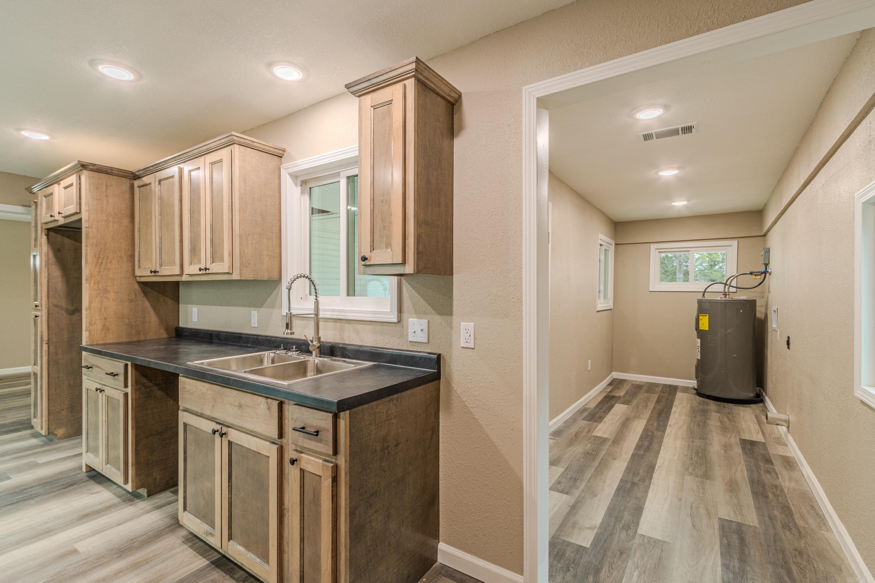 Rhodes & Taylor - Residential