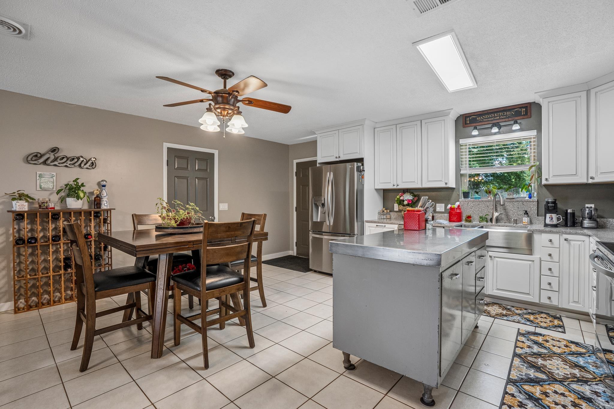 LEISURE ESTATES , ALTUS - Residential