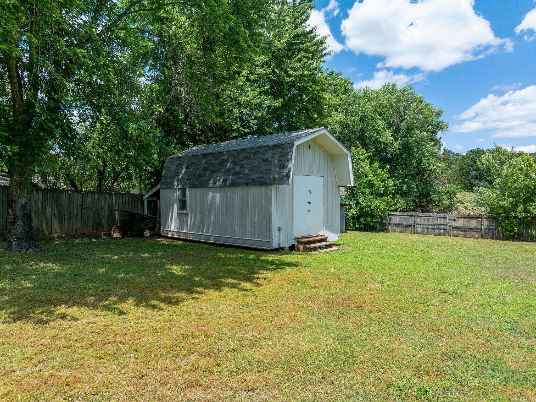 LEISURE ESTATES , ALTUS - Residential