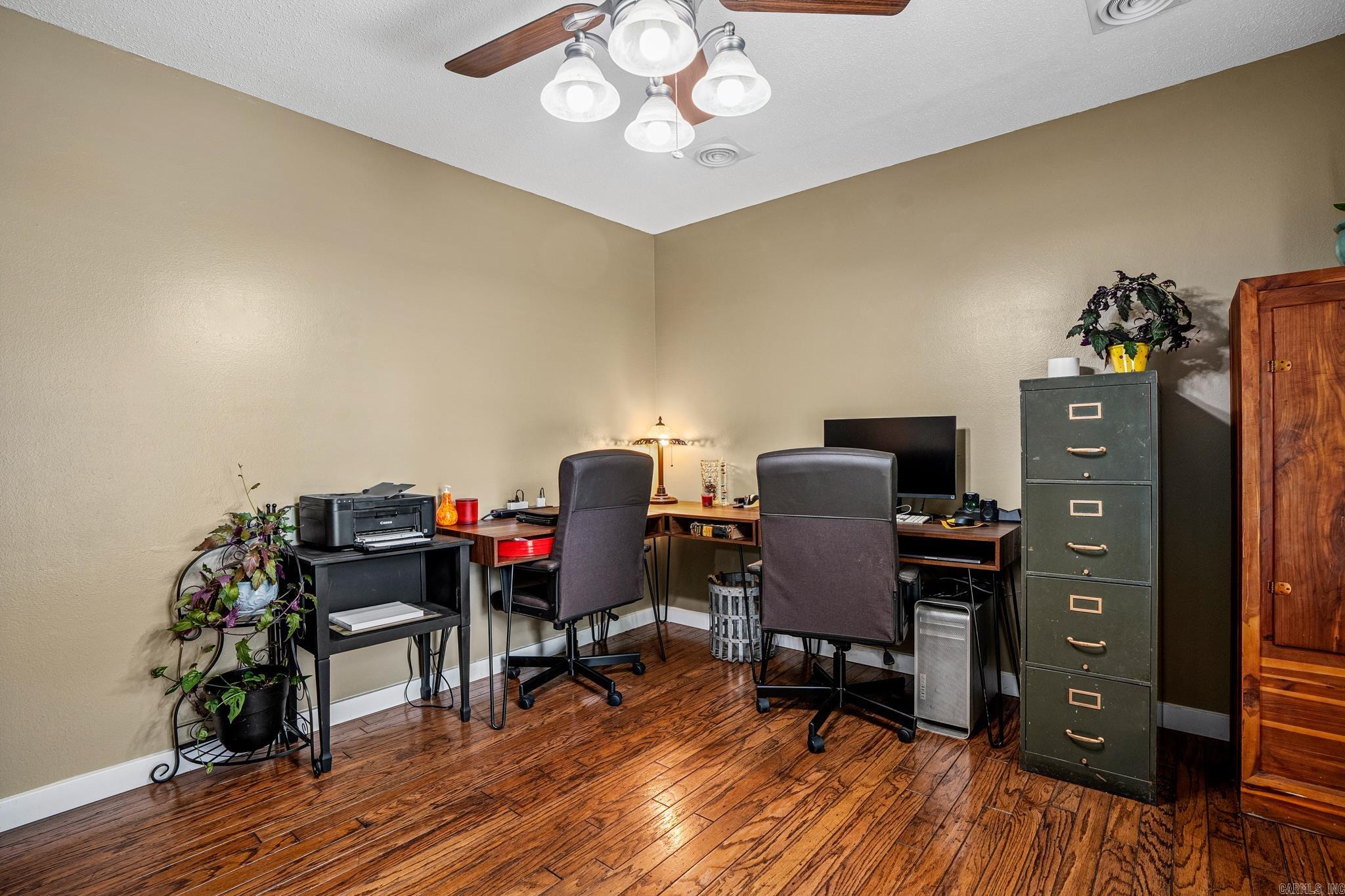 LEISURE ESTATES , ALTUS - Residential