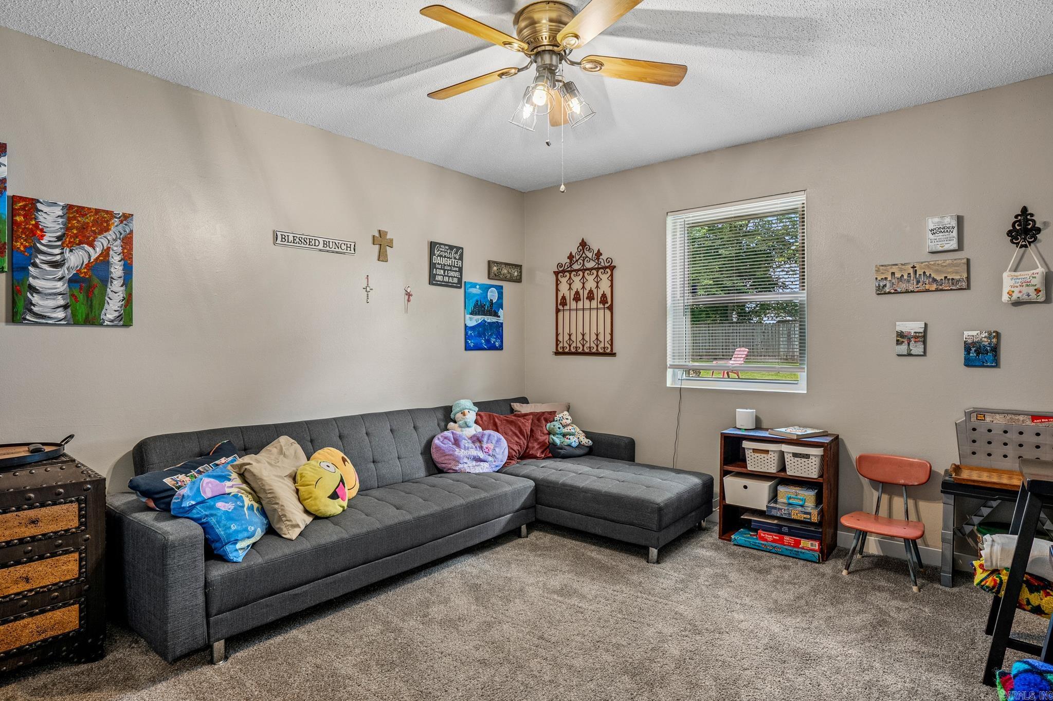 LEISURE ESTATES , ALTUS - Residential
