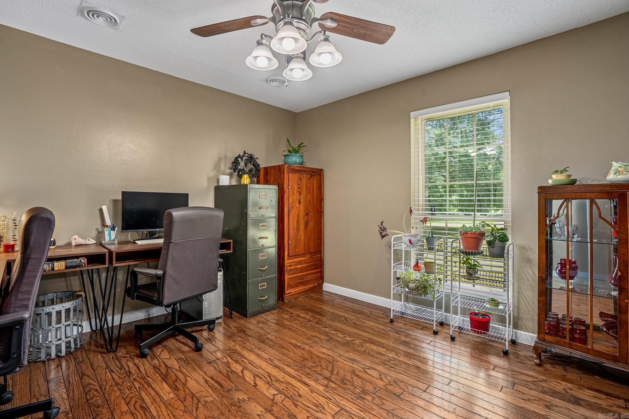 LEISURE ESTATES , ALTUS - Residential