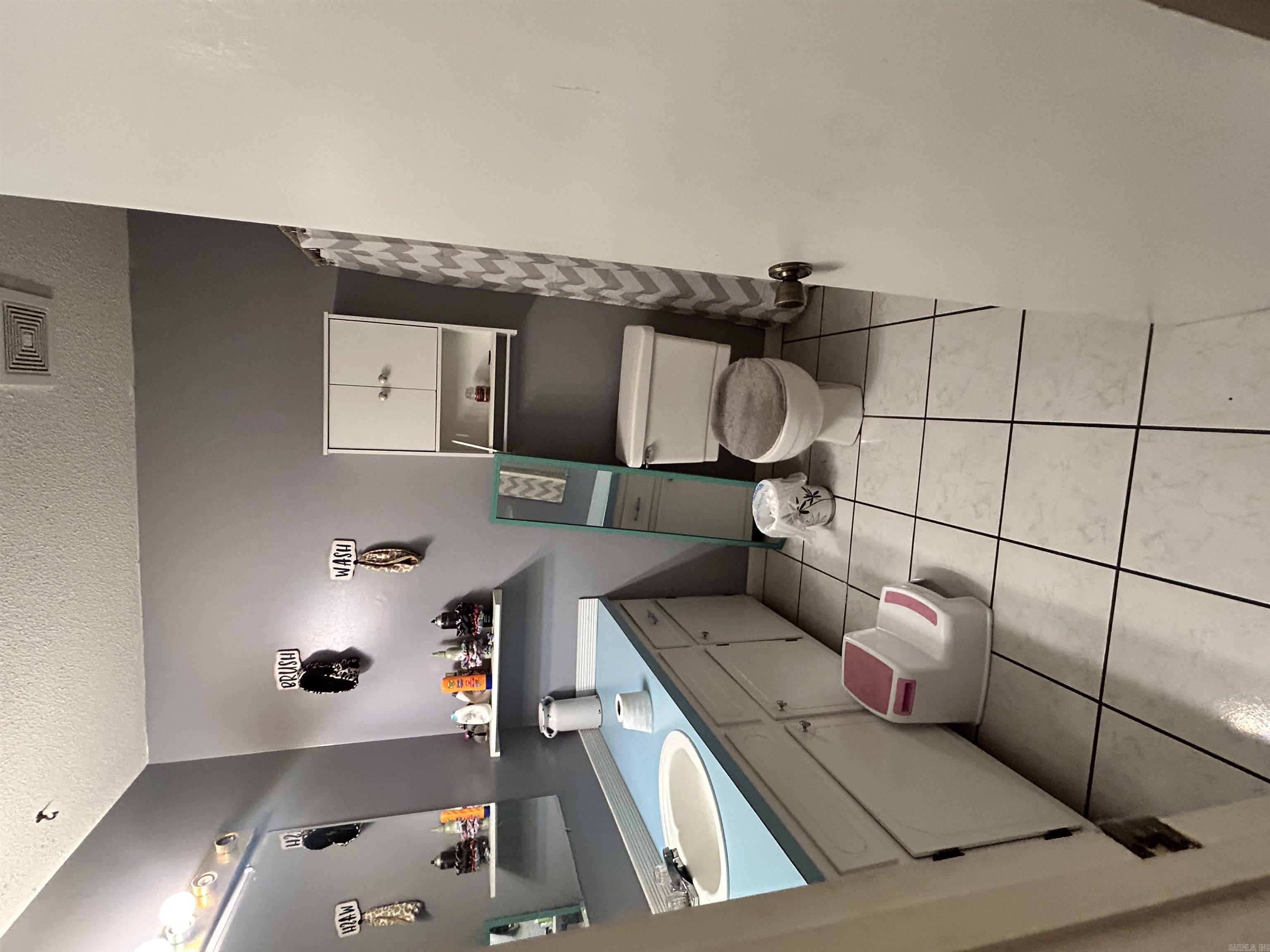 Harris 1st - Residential